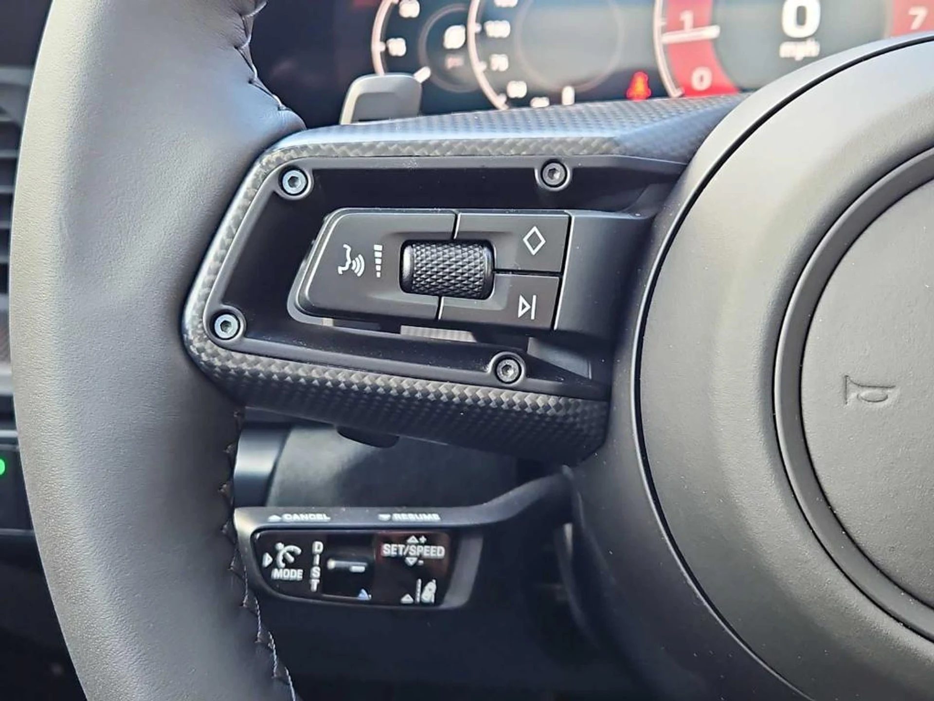 mph014_1087816495_l_Blb3_Da_I_Kb_P7_Tr7d_5_Hgk0_Eg_Wj_E_b9dae7fa62