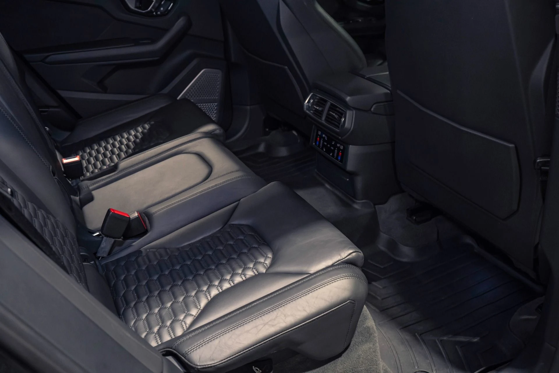 mph014_1094316917_Used_2019_Lamborghini_Urus_Full_Stealth_PPF_w_Bang_Olufsen_Advanced_Sound_1775662656_fae6dc10f0