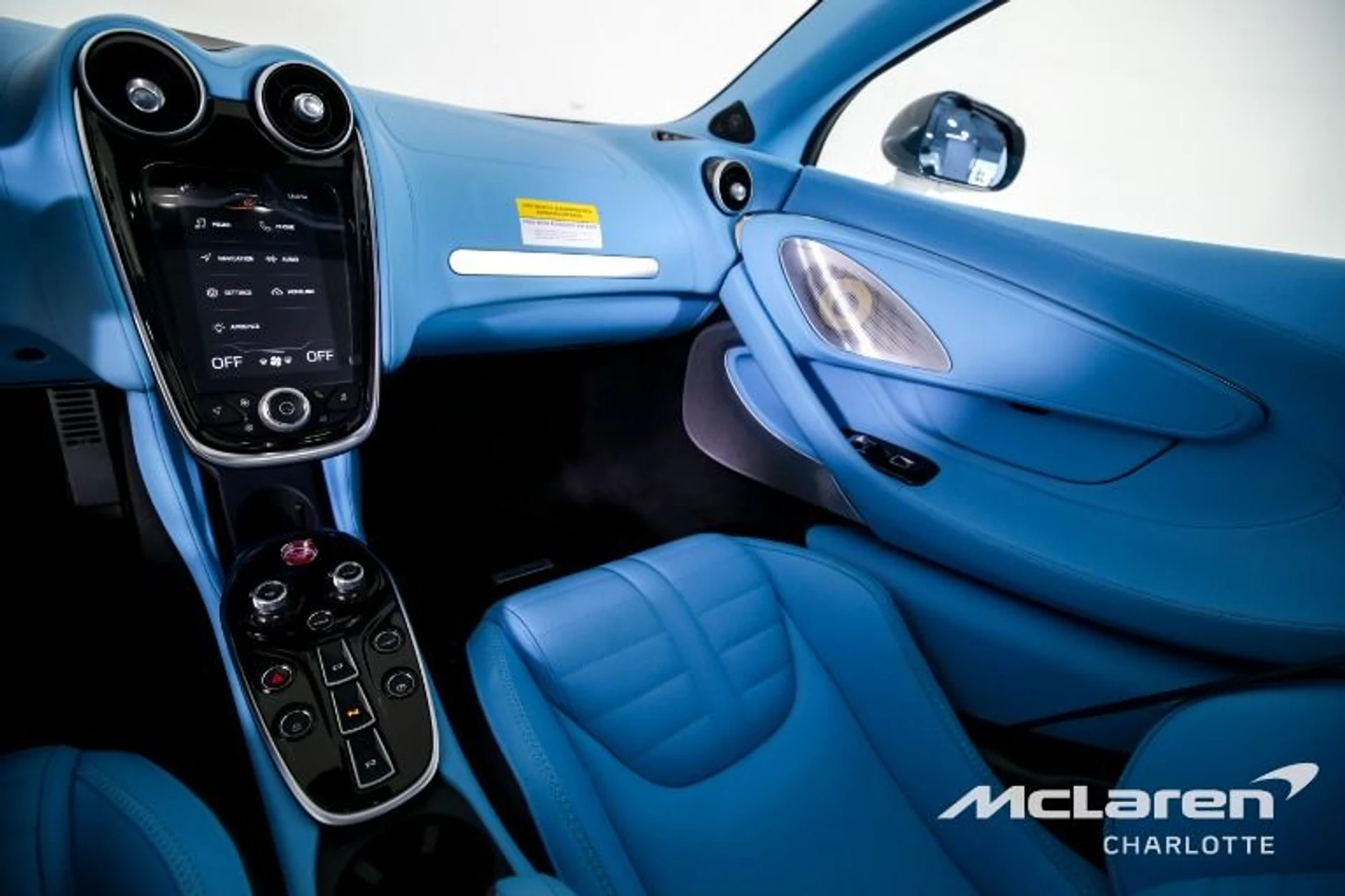 mph014_1098001342_Used_2025_Mc_Laren_GTS_d3c1e3a58d