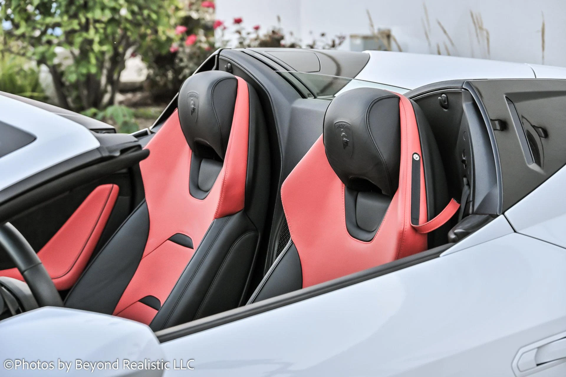 mph014_1102528706_Used_2024_Lamborghini_Huracan_EVO_Spyder_1755331819_a97a4b5567