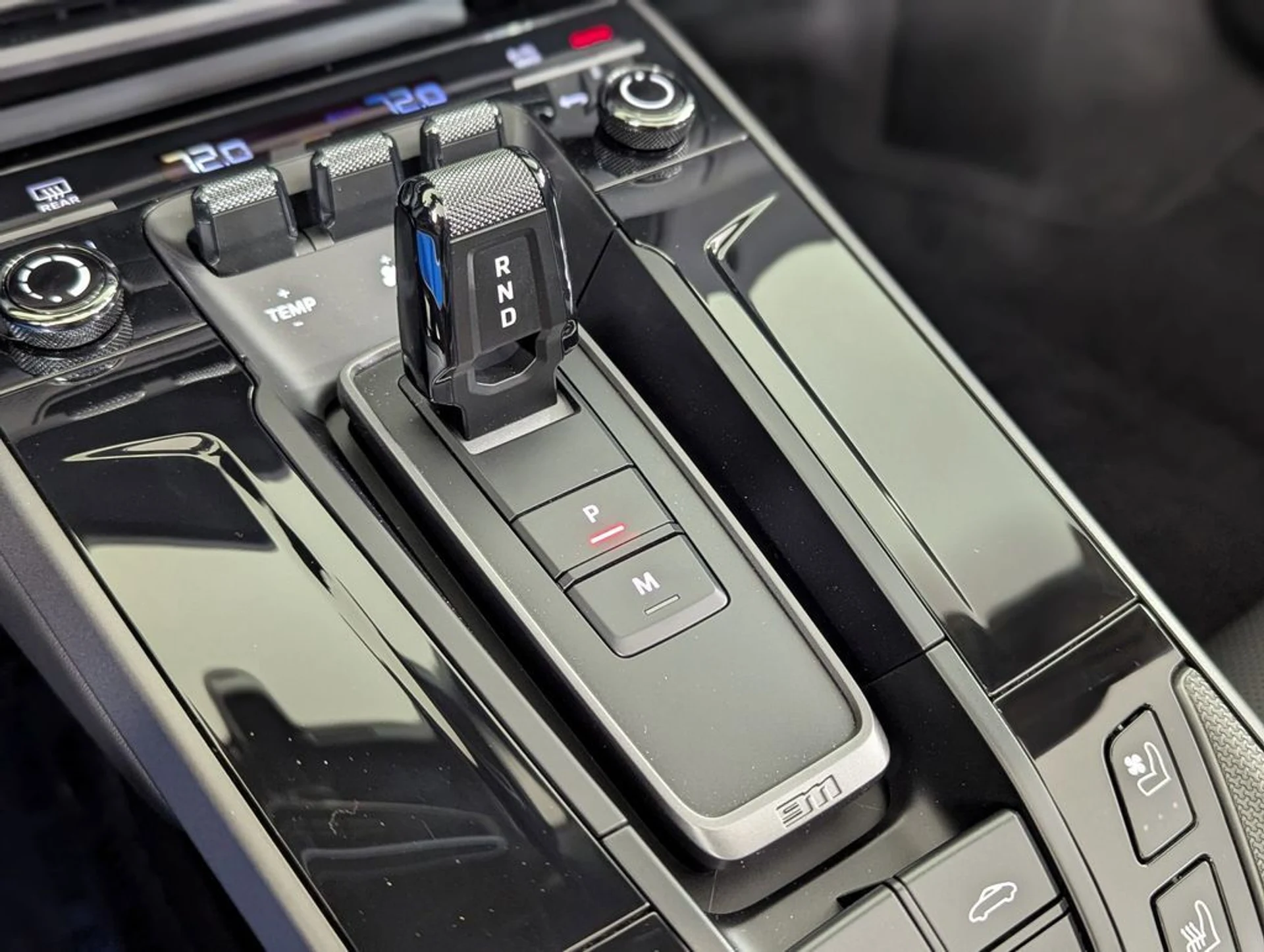 mph014_1104765600_1f06a032424f134df16712af1615bf38x_2cc0d53093