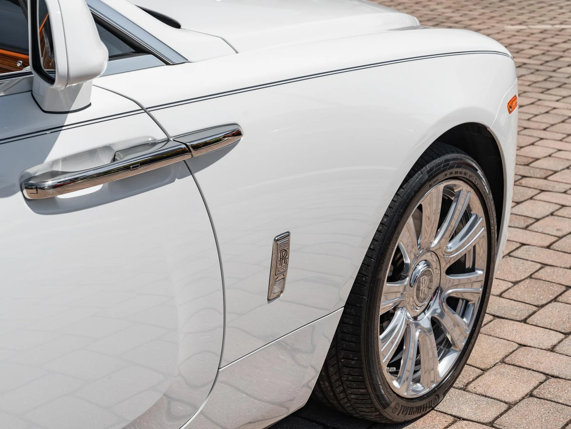 mph014_1107454124_Used_2016_Rolls_Royce_Dawn_2dr_Convertible_1782414103_bfb631b8be