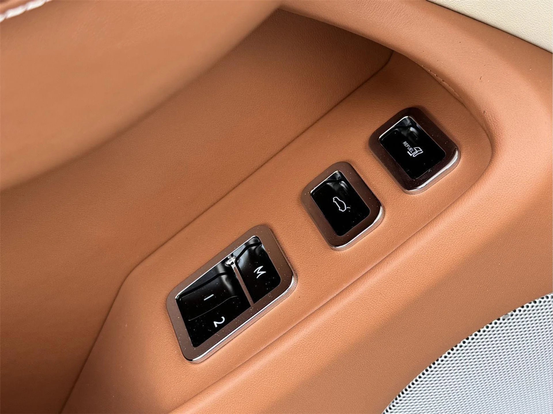 mph014_1108769297_7711728fee33be95deb8d79163bcc51a_888670fa95