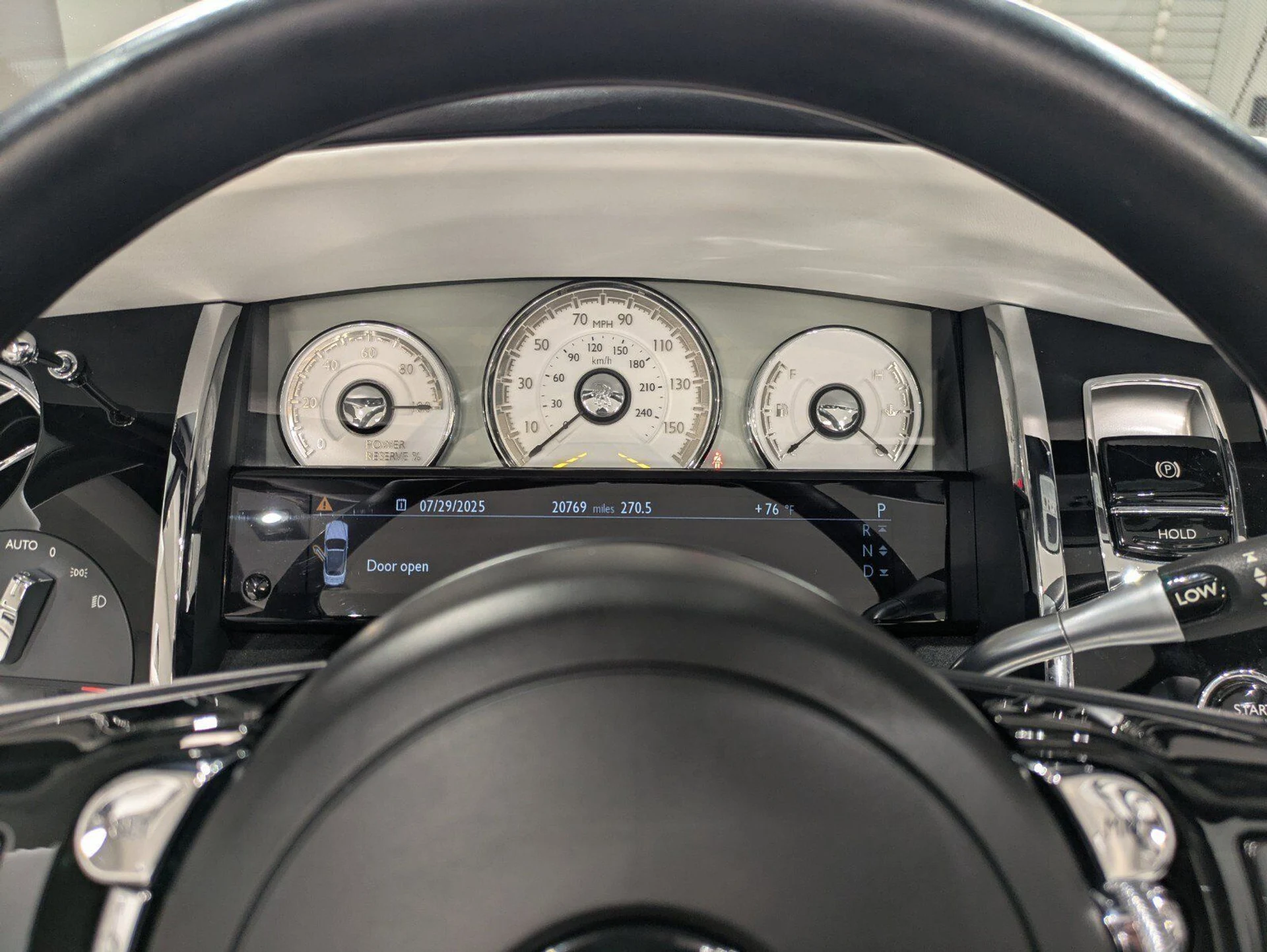 mph014_1108950392_e8bf1aca627121071aeff075f2206d37_d5304465a2