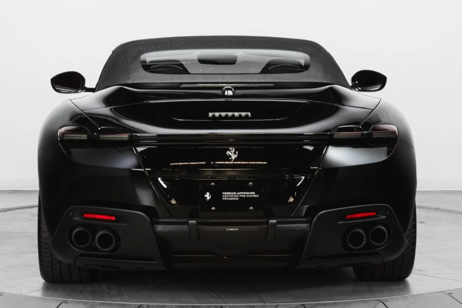 mph014_1114332371_Used_2024_Ferrari_Roma_Spider_0f082cbfca