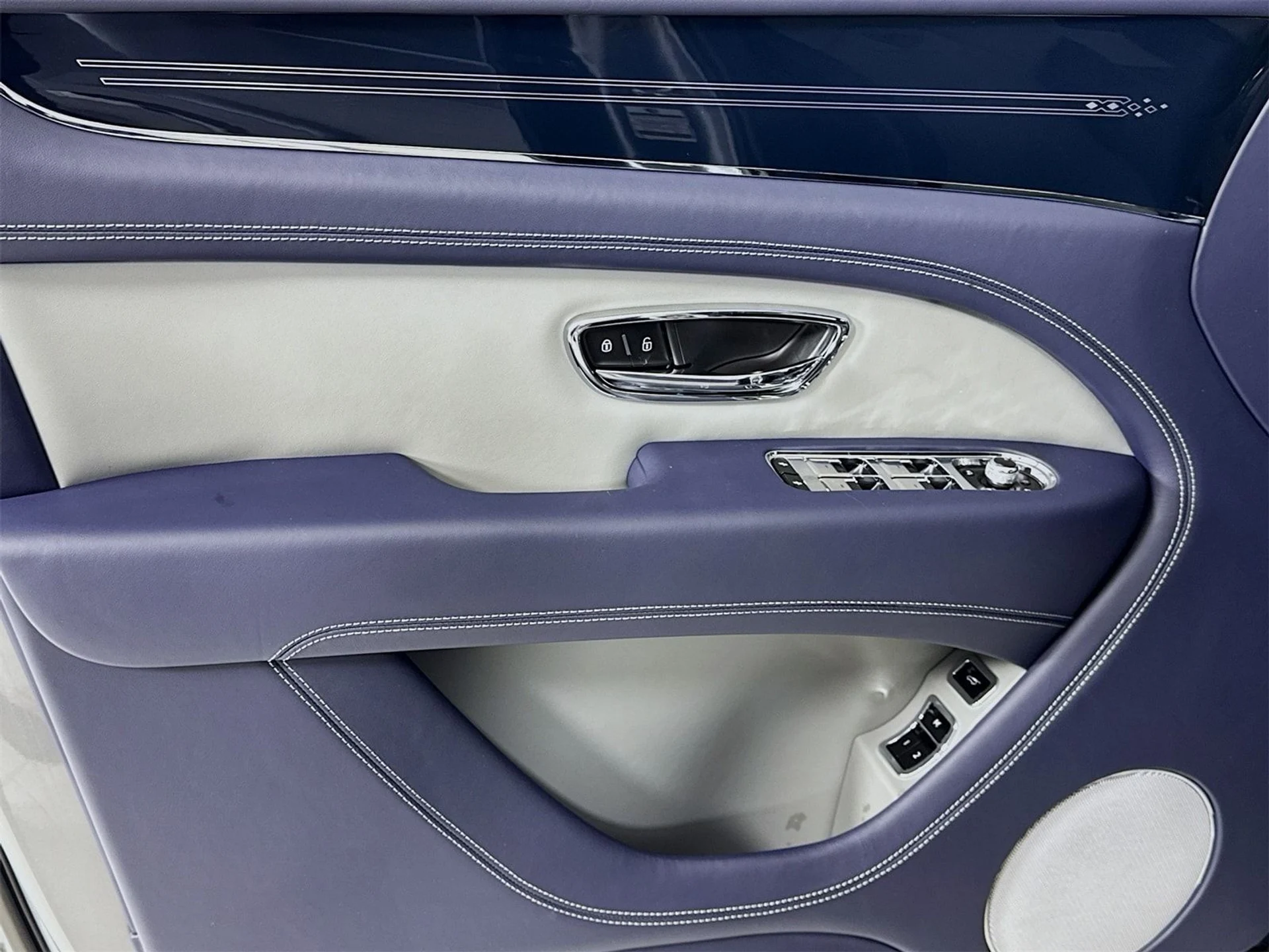 mph014_1118477907_e56bd15dcac103884abc764129d0761ex_b7a7de89a4