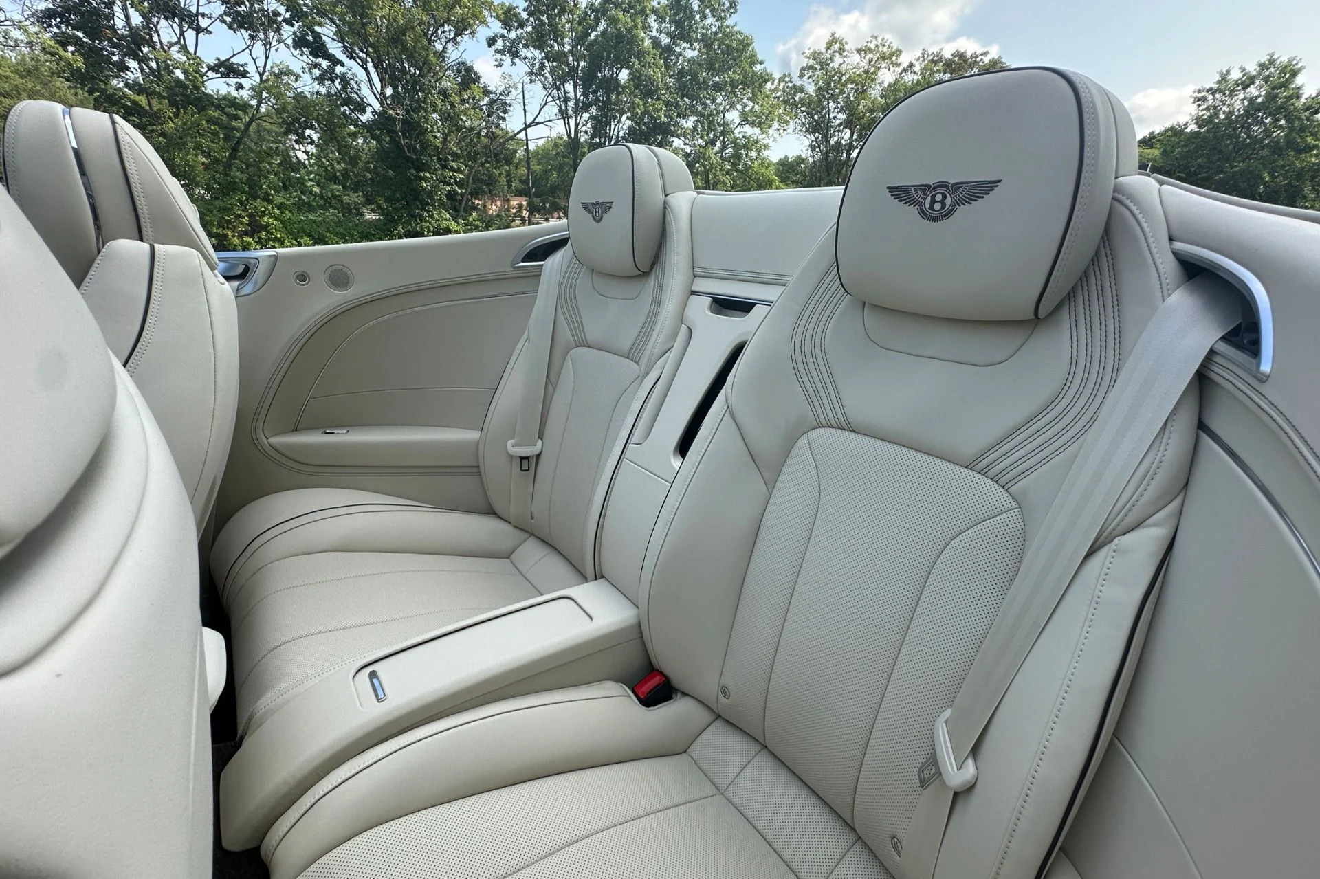 mph014_1120710844_New_2026_Bentley_Continental_GT_S_1784810608_814914e799