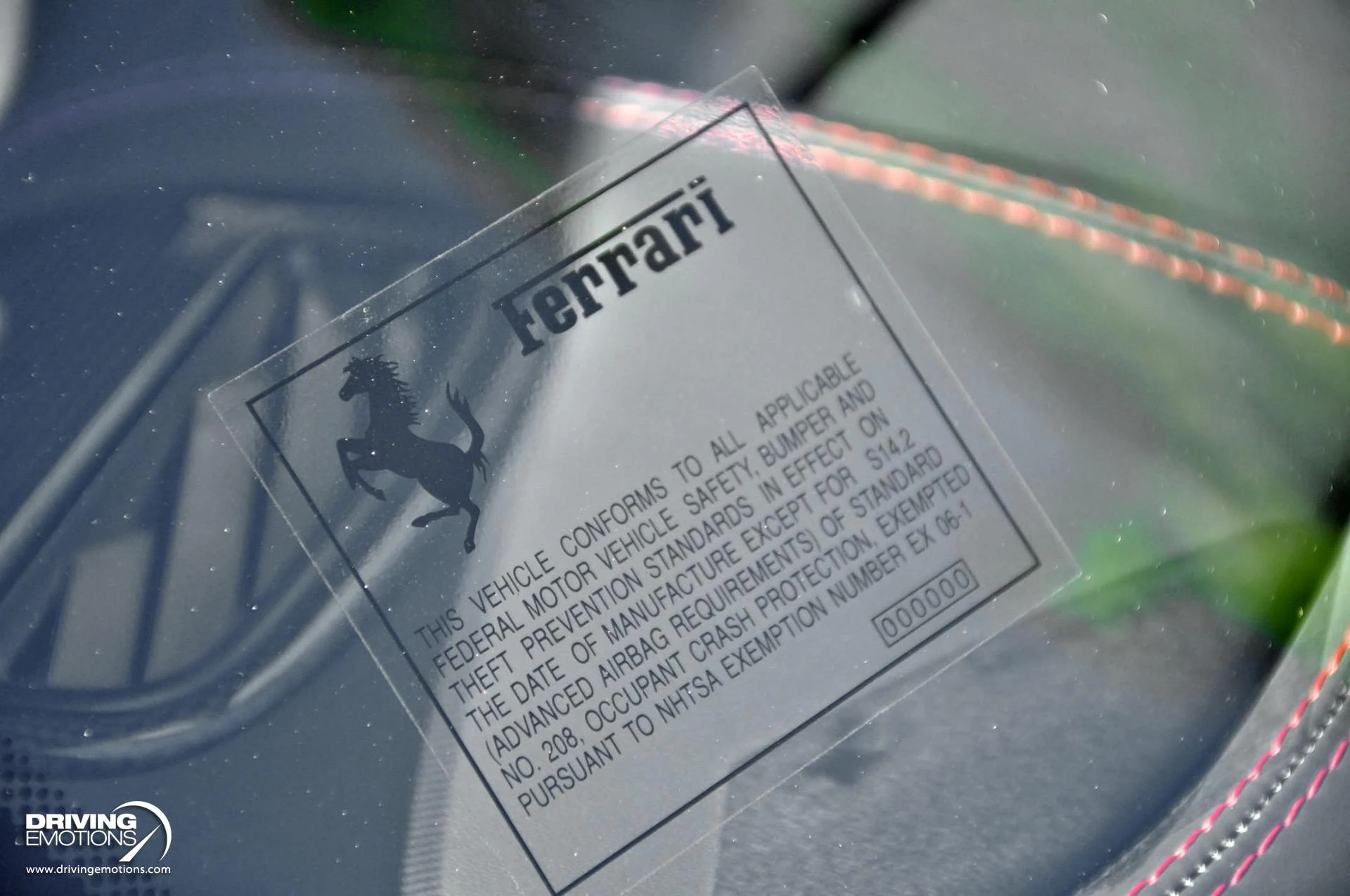 mph014_112739886_885_p15_l_1ae08081cf