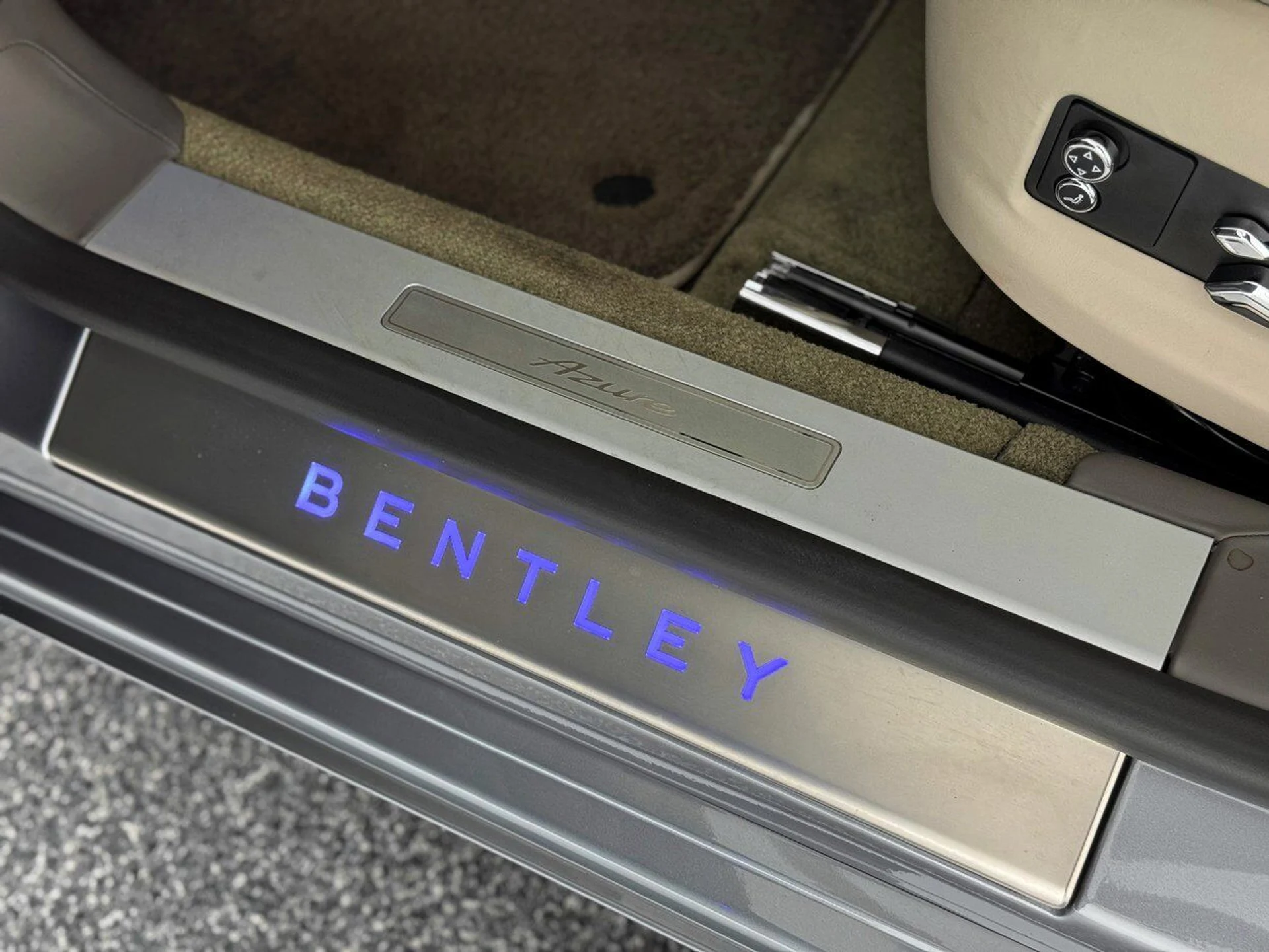 mph014_1129857646_52521a25b9da3342d2894b89073b2960_ca09dcbcc6