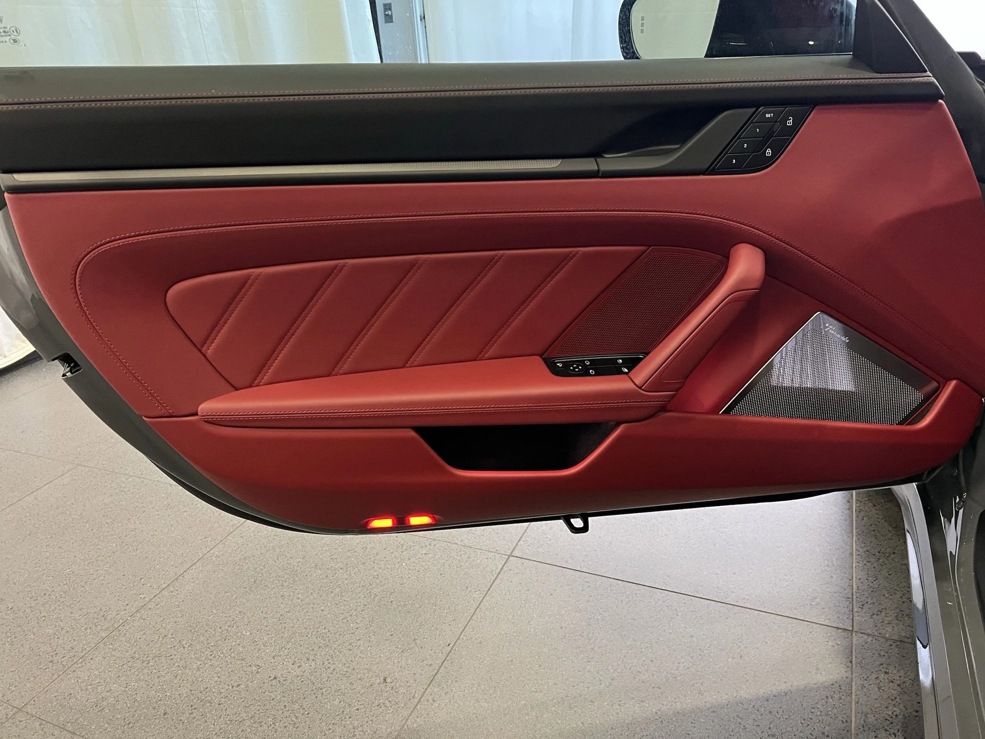 mph014_1146793523_0b627ecbfff07020a080c9273ac79ea2x_44586ad6da