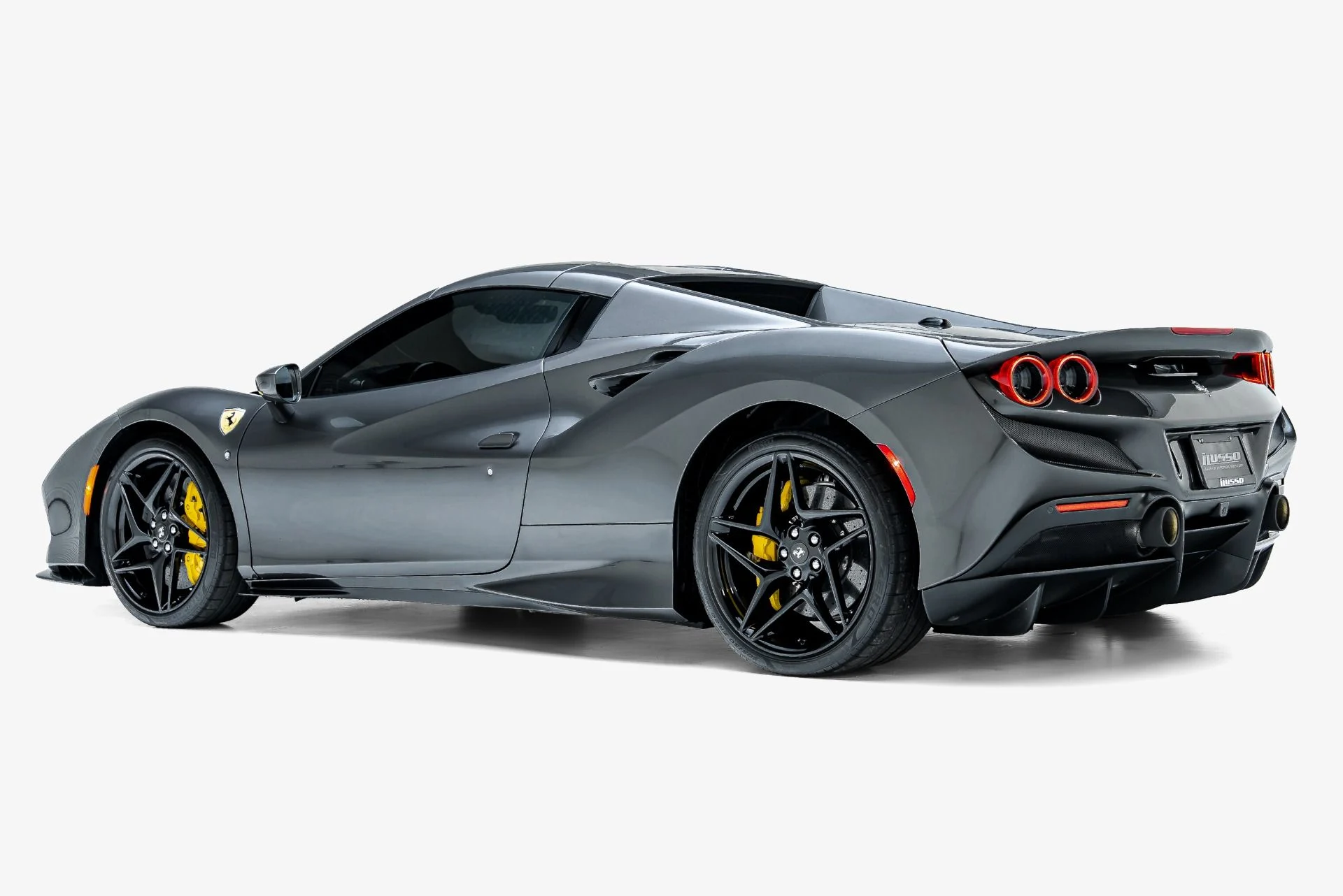 mph014_1150672478_Used_2022_Ferrari_F8_Spider_1792785076_a025660787