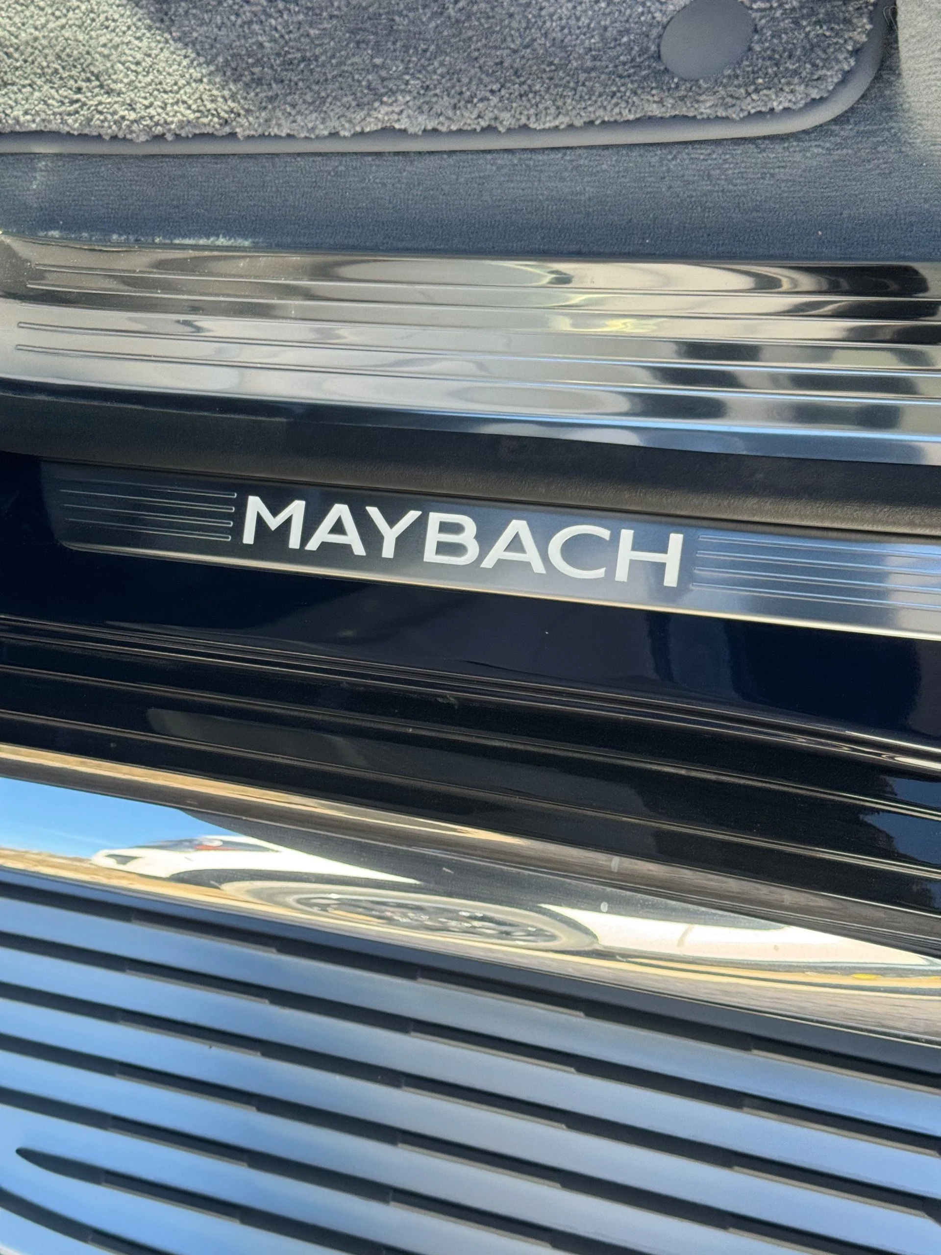 mph014_1152257545_Used_2024_Mercedes_Benz_GLS_Mercedes_Maybach_GLS_600_4_MATIC_1767127088_43f8c94ce9