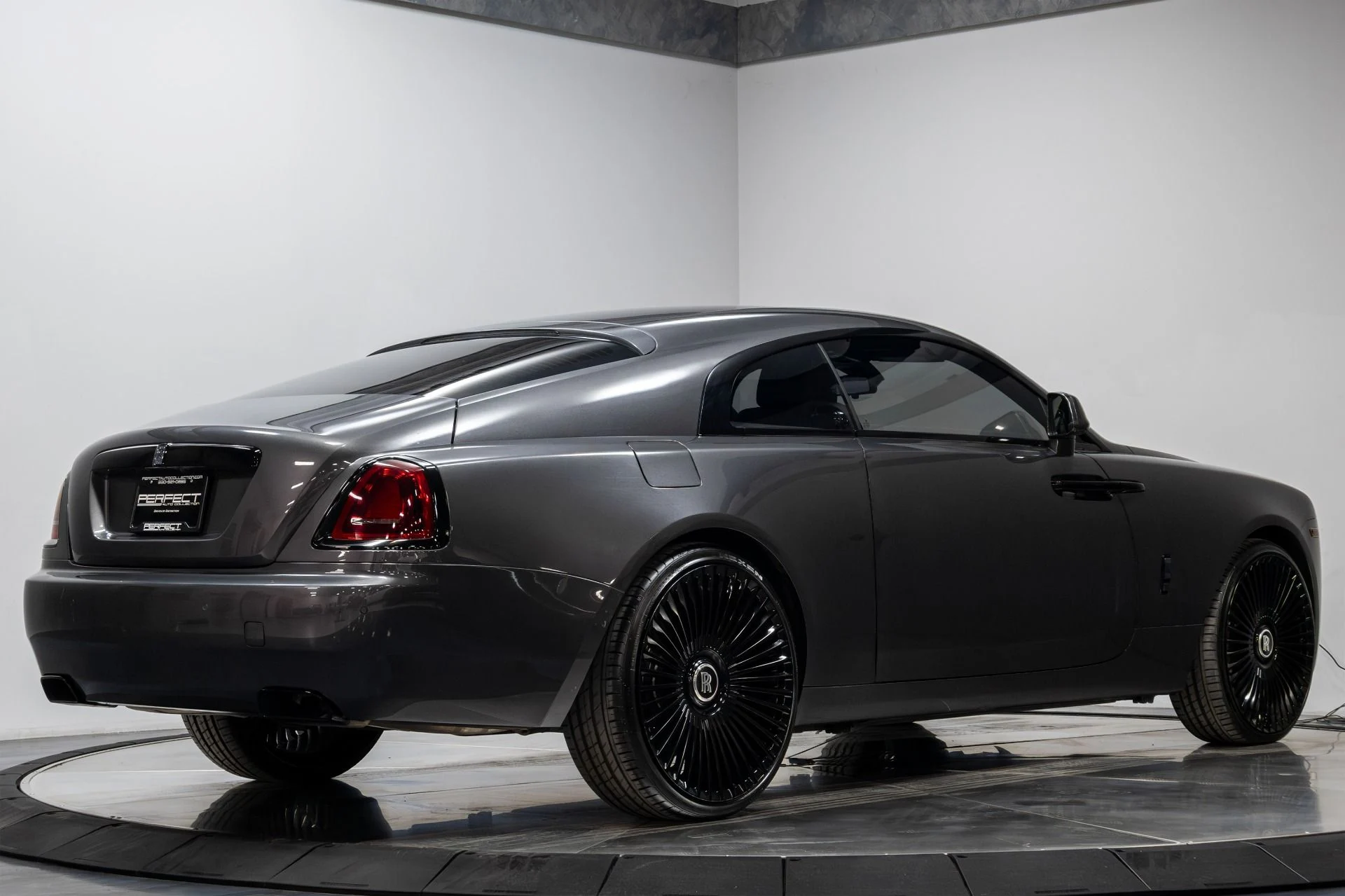 mph014_1160857879_Used_2016_Rolls_Royce_Wraith_1765322495_b938c06aba