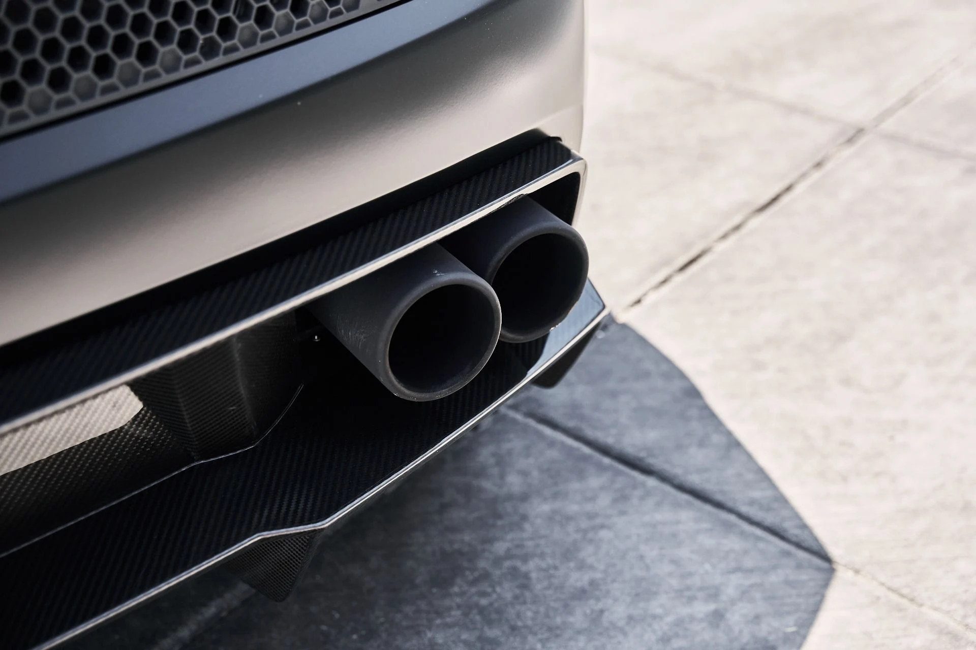 mph014_1165229708_Used_2010_Lamborghini_Gallardo_LP_560_4_1781313833_3a55e4eaa5