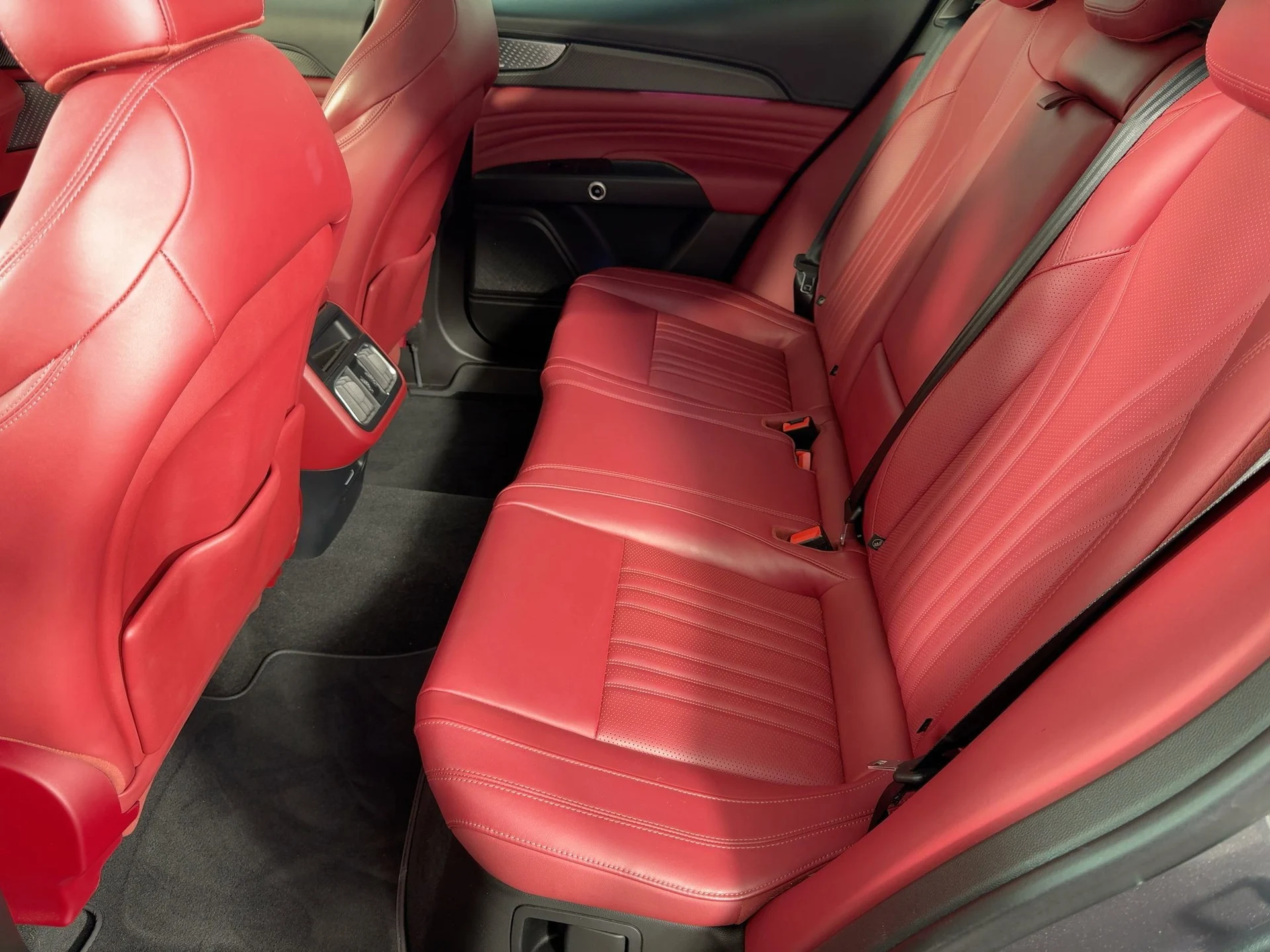 mph014_1166232807_ad4212a2cb0bf74f339528327fef38efx_a91e388d15