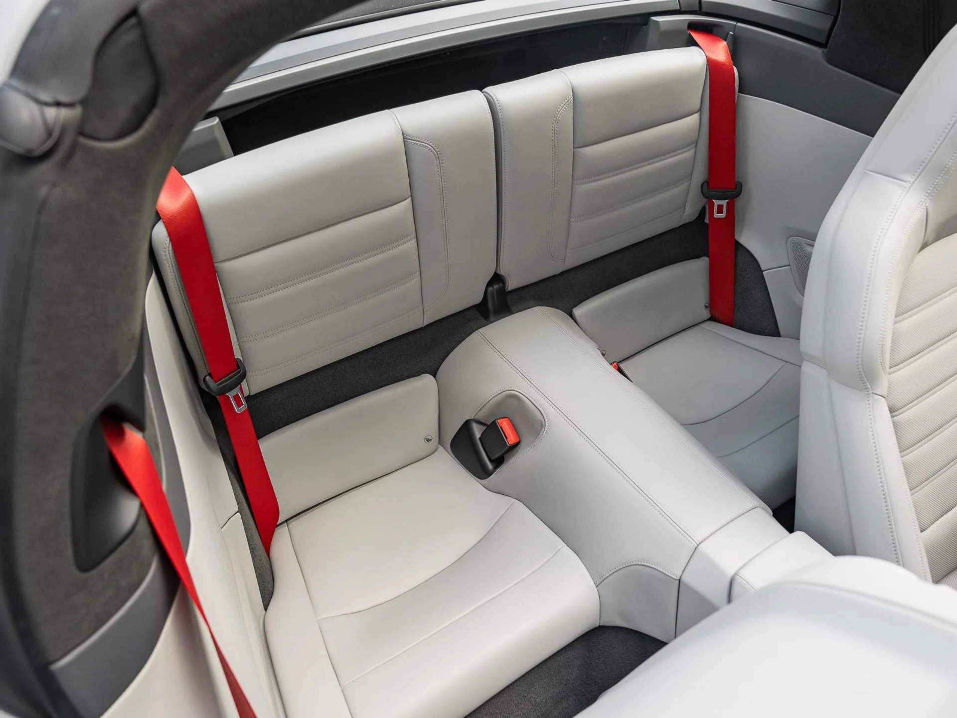 mph014_1167173147_Used_2023_Porsche_911_4_GTS_1764191320_125f538f56