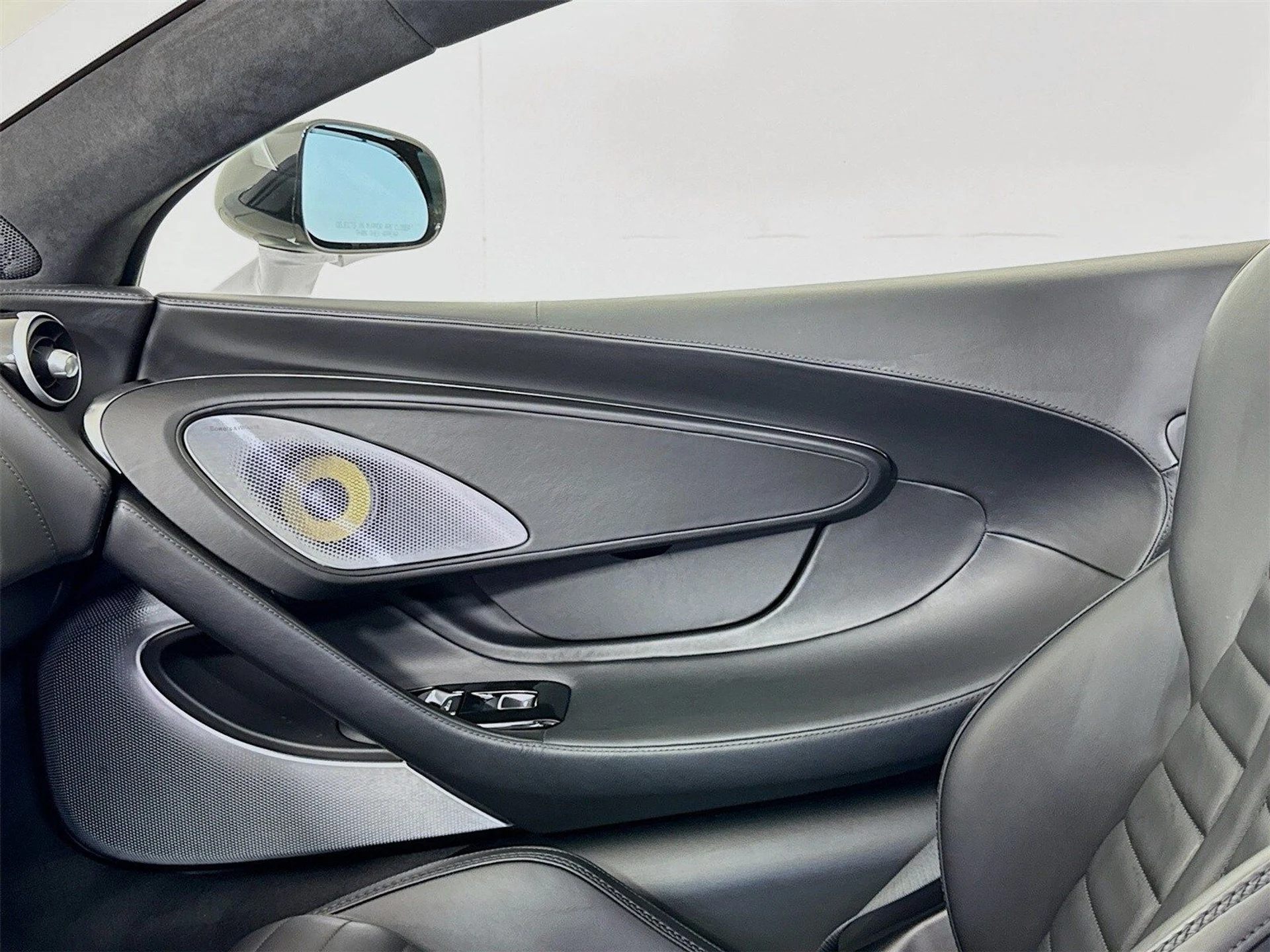 mph014_1167455623_df5bdfd067c4af795abbd06c3b6849c4x_f9bcb02110