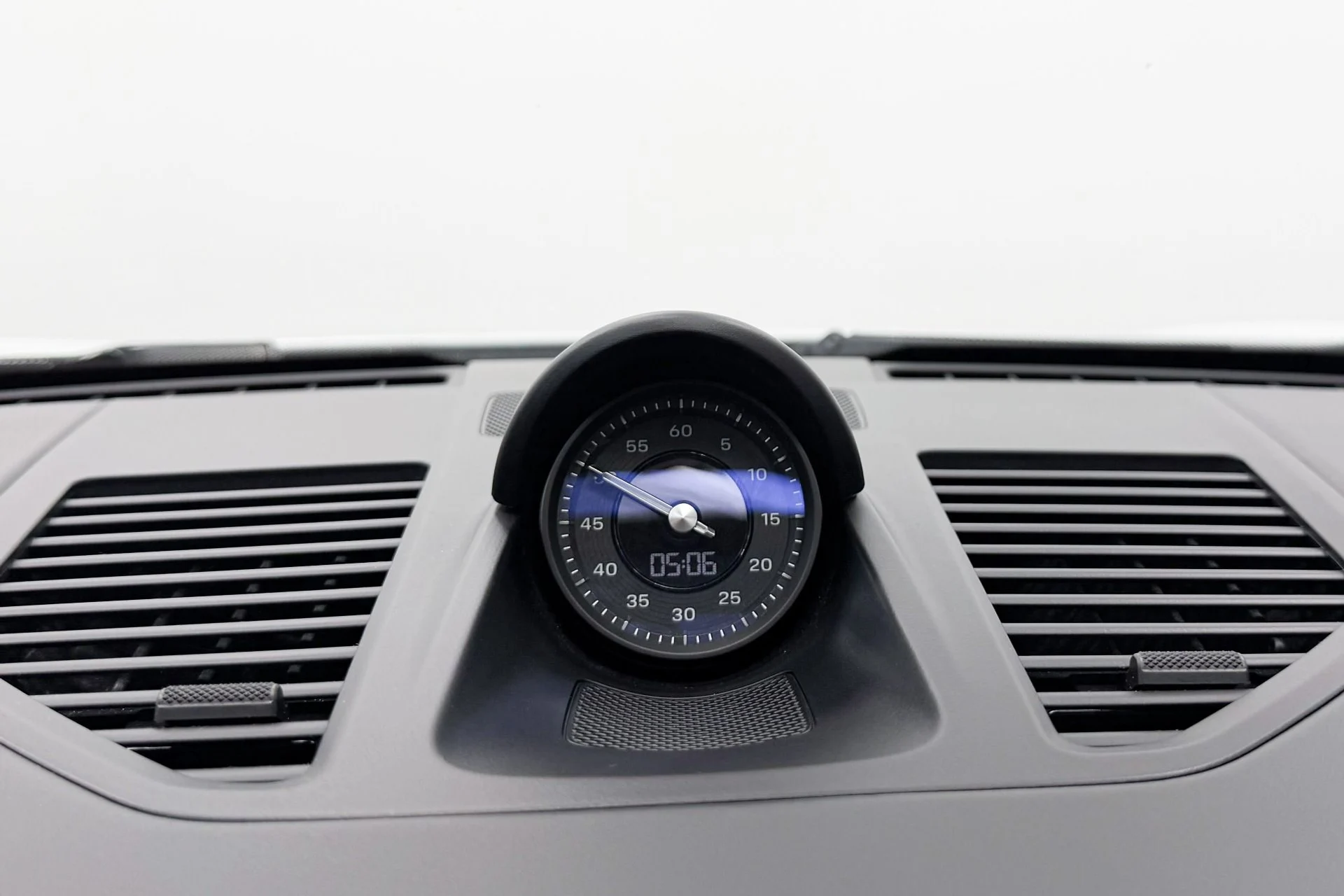 mph014_1169550070_Used_2020_Porsche_911_Carrera_4_S_Sport_Package_Premium_Package_1782320410_840b9e1e40