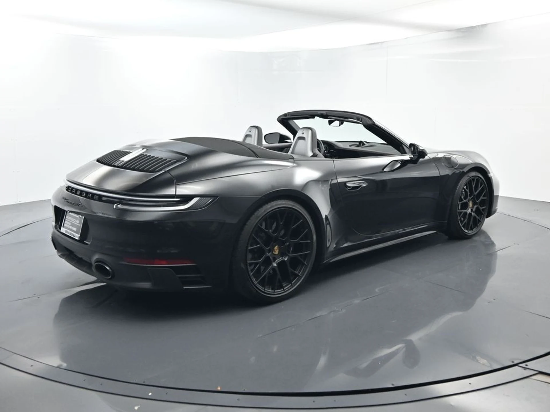 mph014_1169619821_736020541cbce40f223b9514078b1ac0_08d24f539a