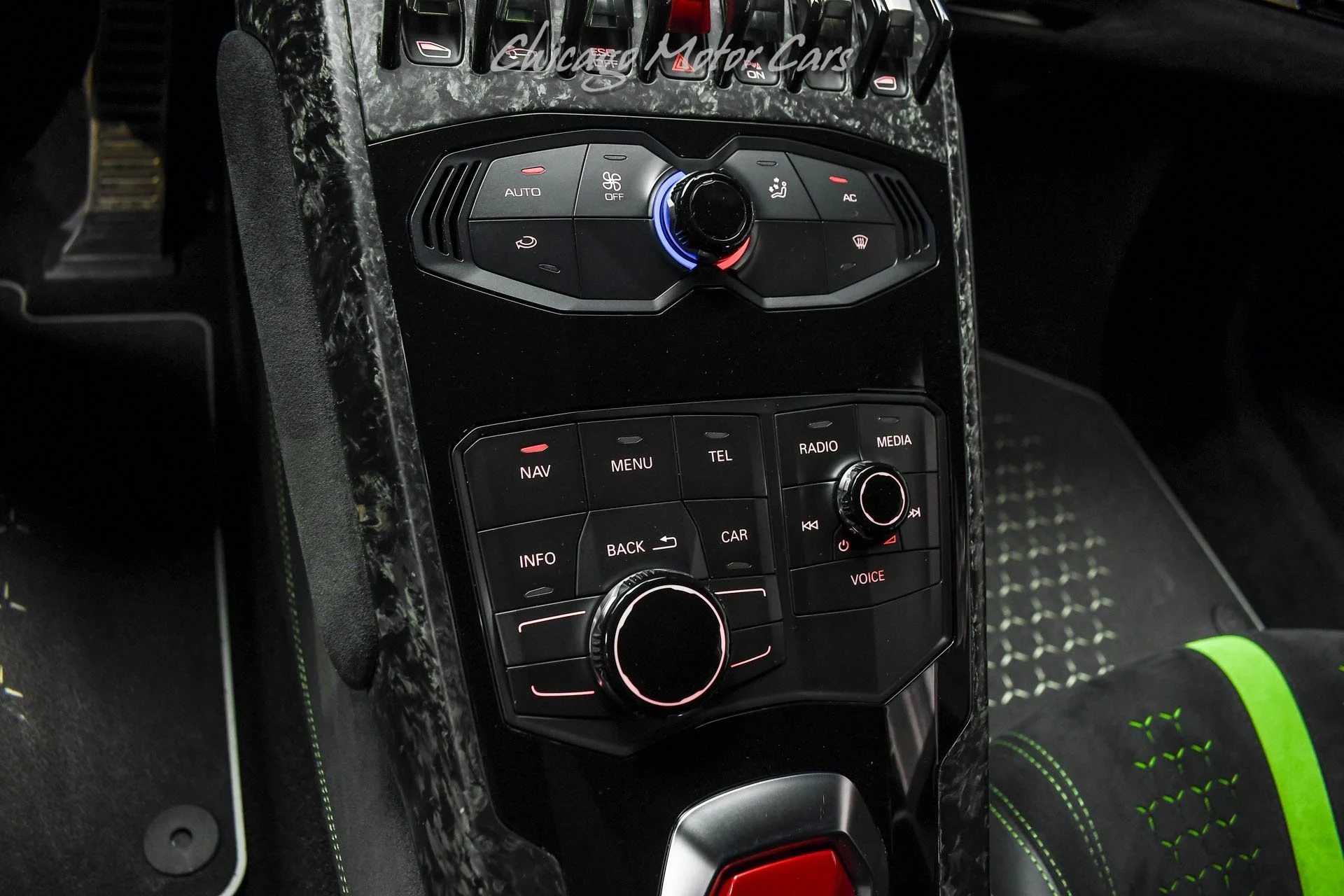 mph014_1169743097_9835_p15_l_b7fc745638