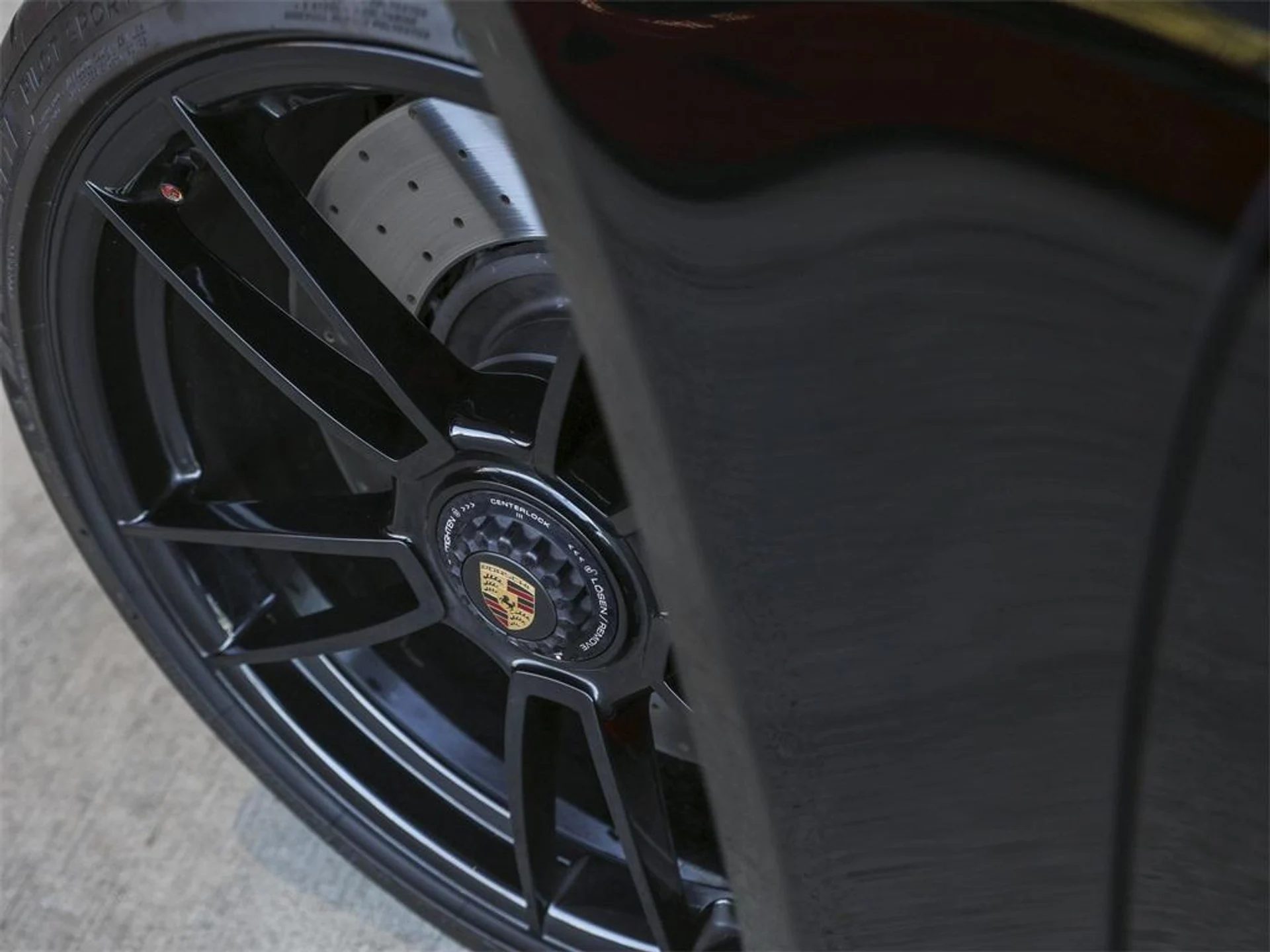 mph014_1170719582_ry0_I2_CG_Ayb_Gummaes_E_Er_DFFPJ_Mk_b6e1db7712