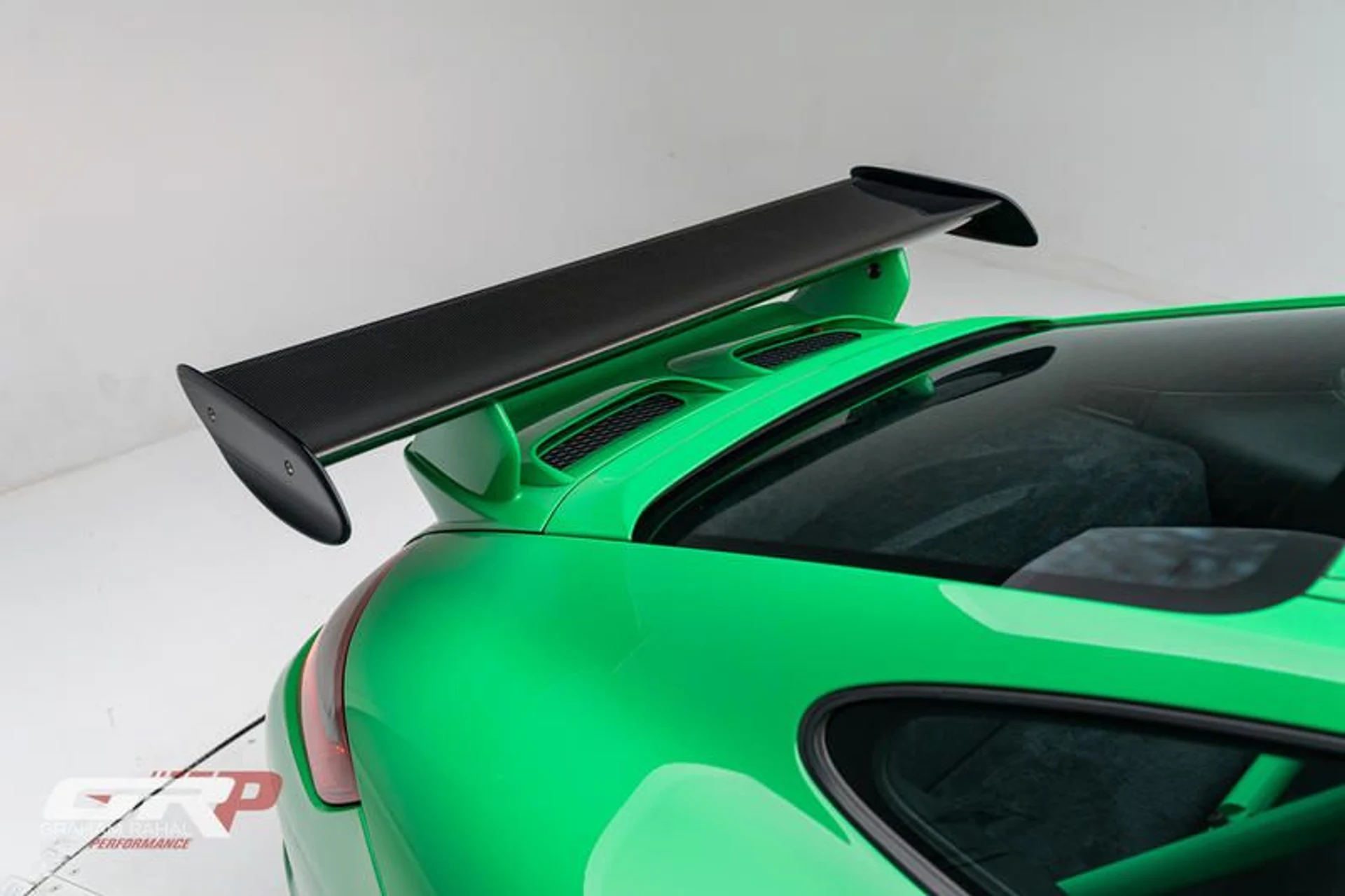 mph014_1173325648_5599307_B_0_C27_40_B3_9_C29_736_D27_C424_A4_7df33ce9d8