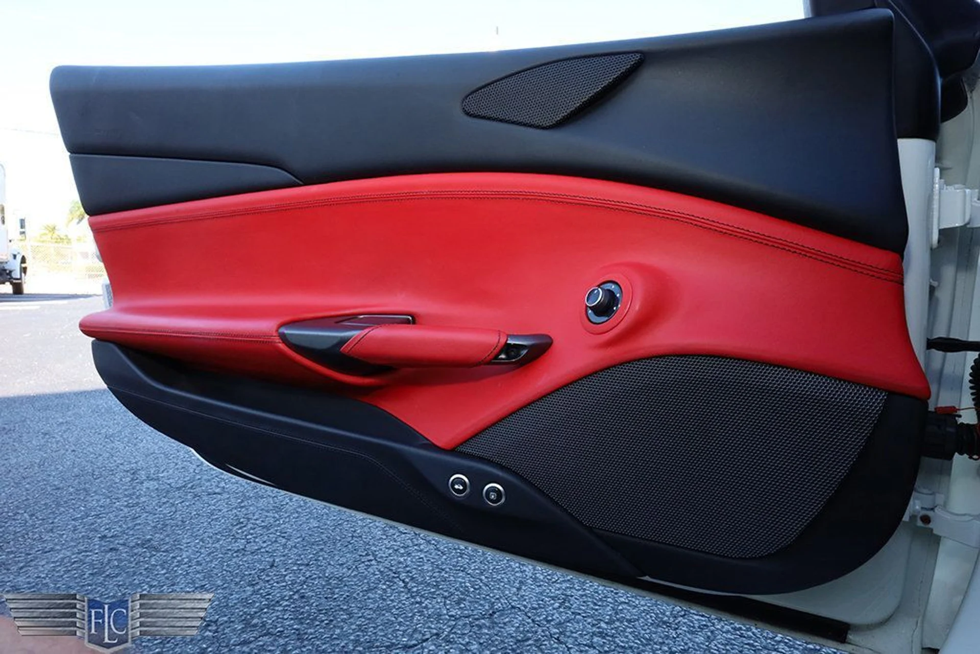 mph014_1179806288_used_2018_ferrari_488_spider_convertible_6305_22970596_15_1024_787456da4a