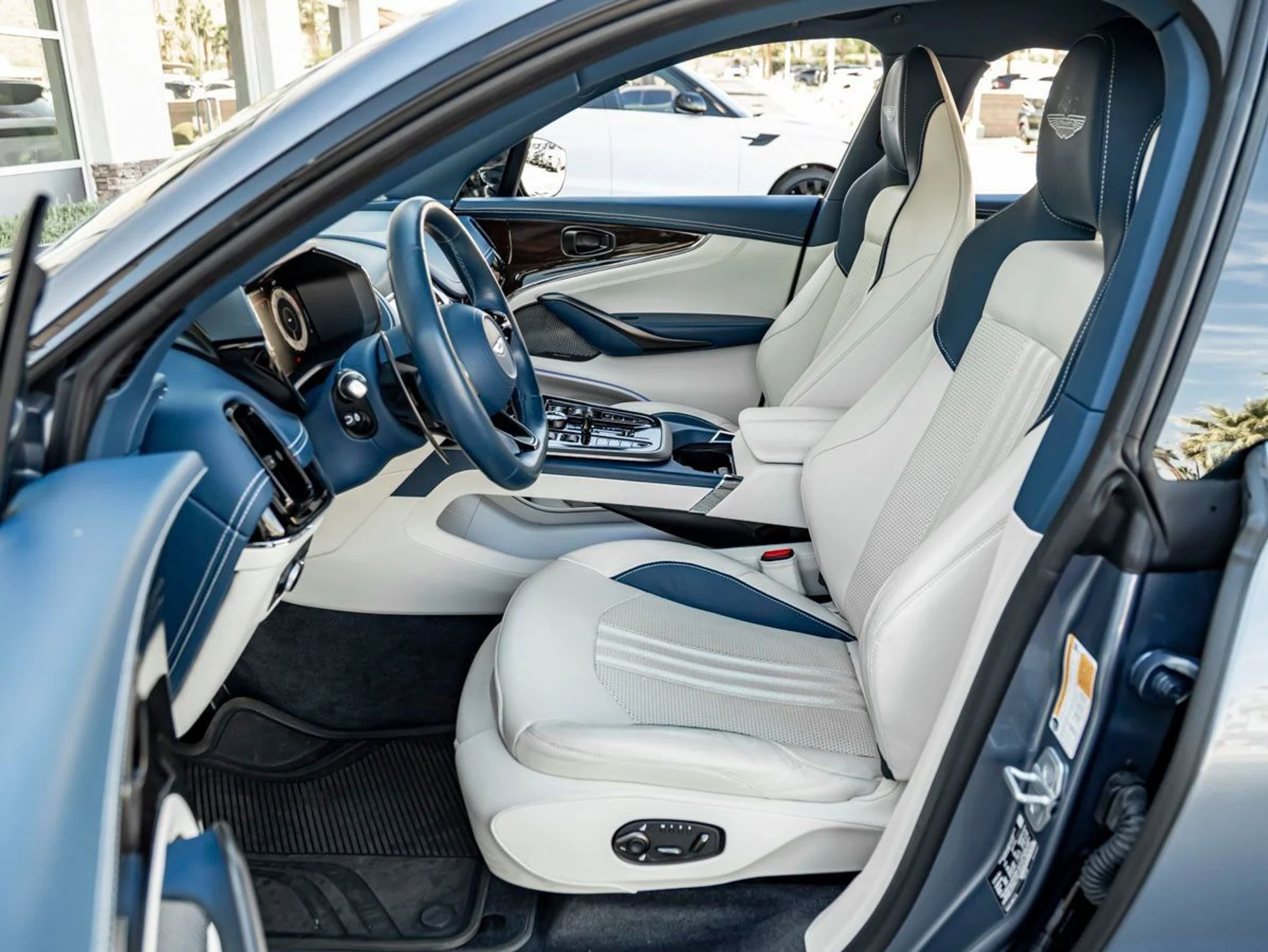 mph014_118910669_15_d7d623fb2a