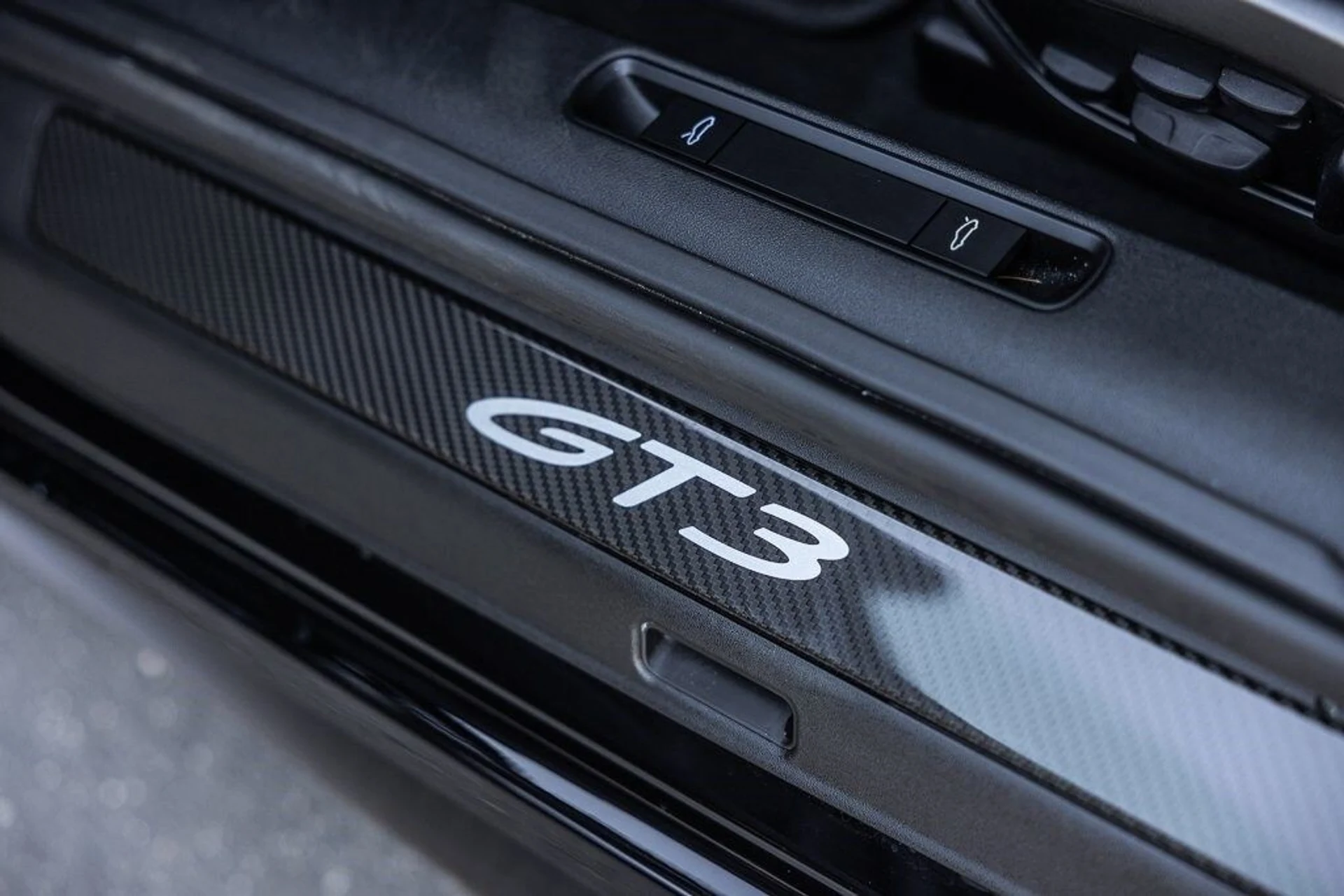 mph014_1192517824_89100e2a48e67111e54bcbae0ad97d0dx_4b60020216