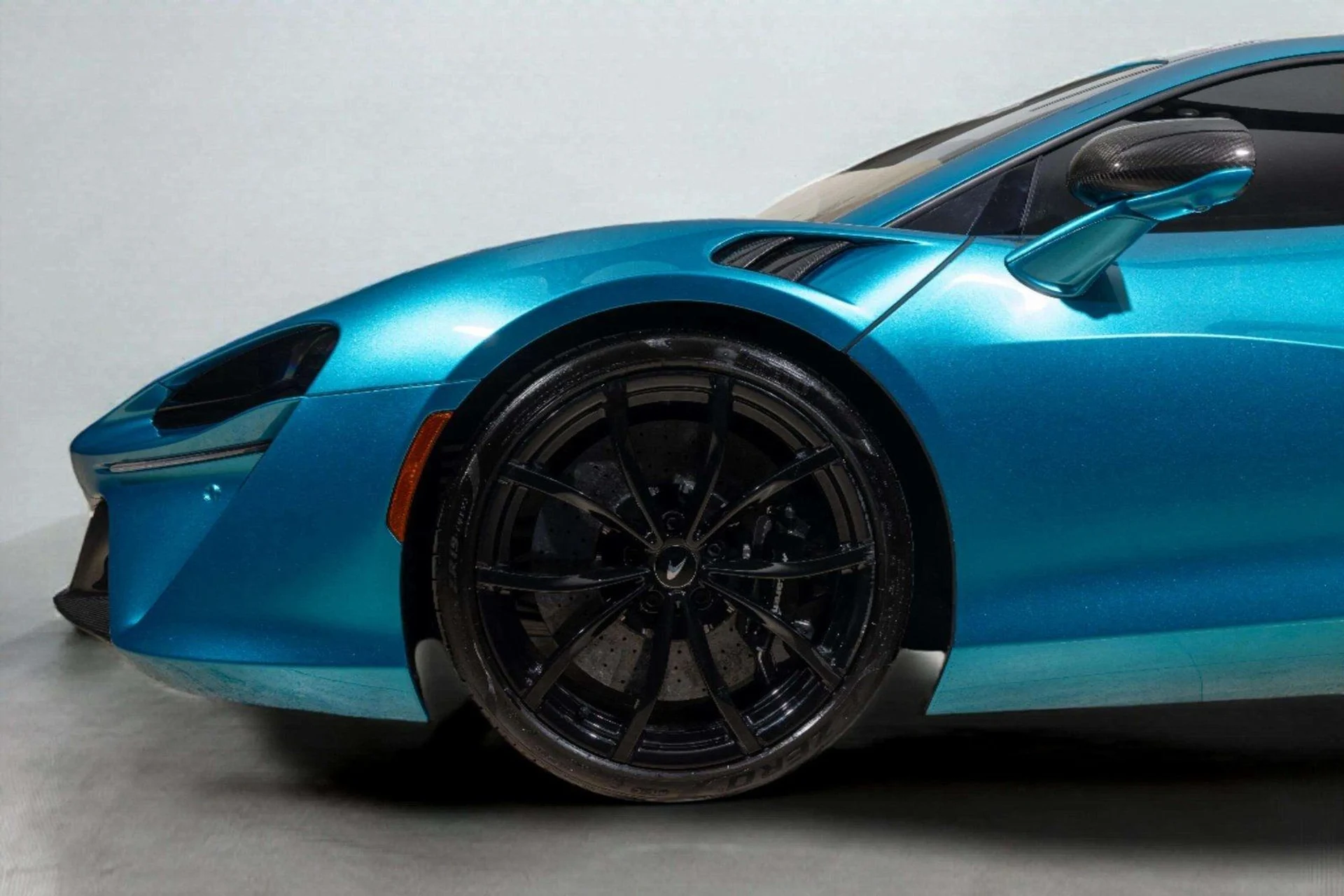 mph014_1195018693_image_15_b8f4fe372a