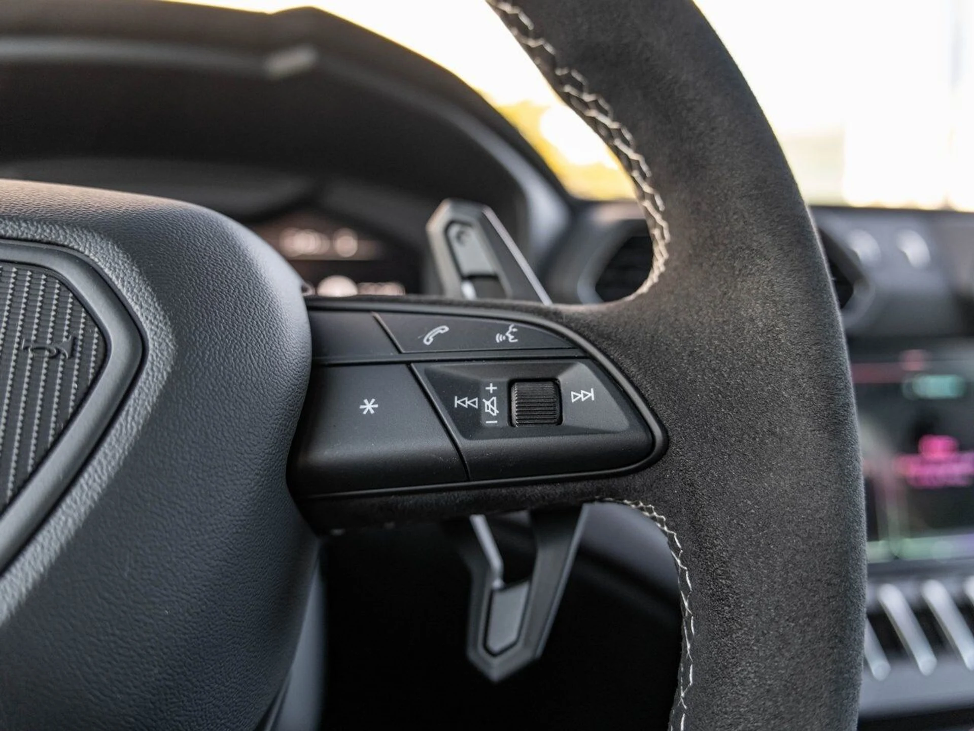 mph014_1198941092_bce5c7e1302c92147475511682ca6cd0x_fb773eda4d