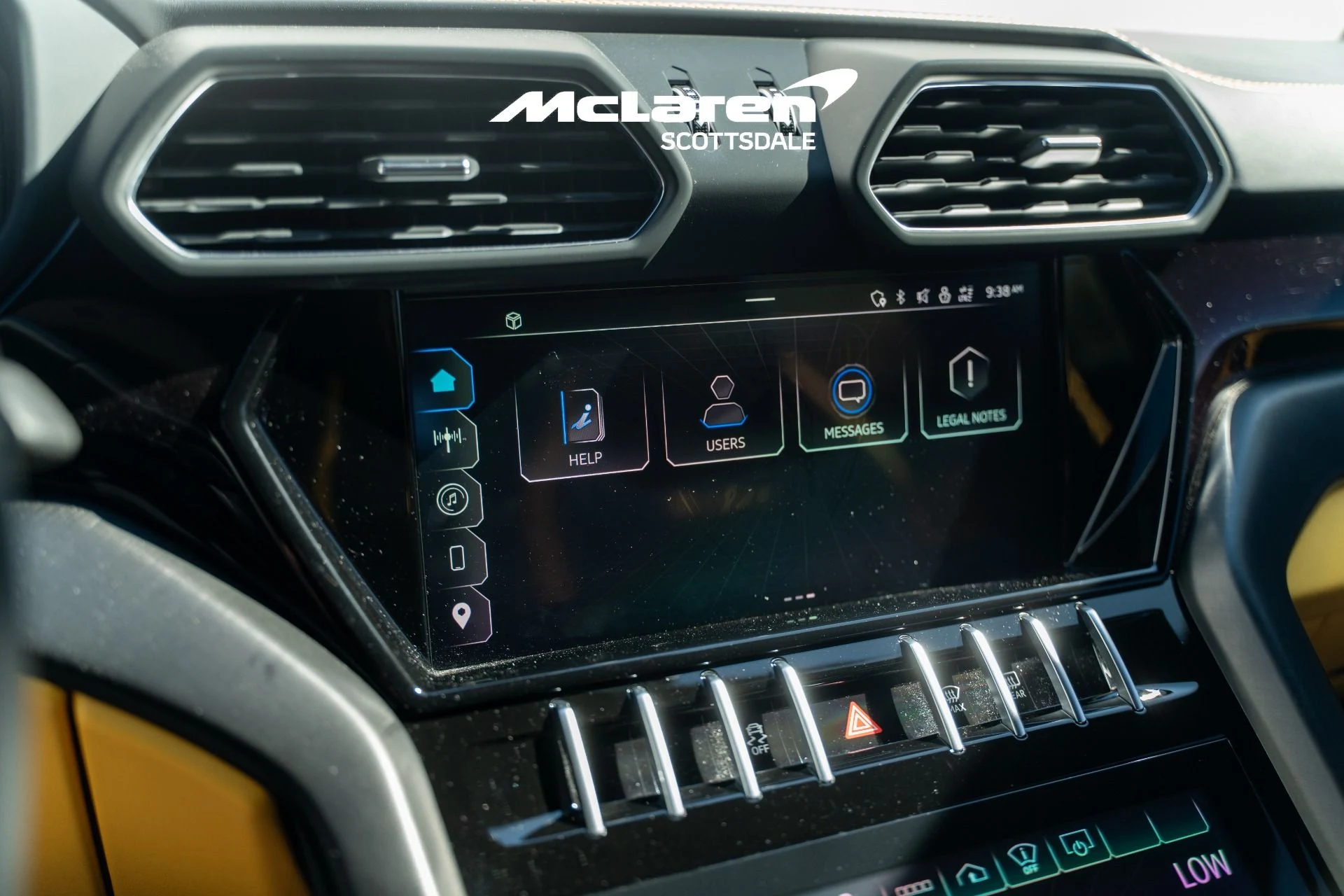 mph014_1199910446_Used_2023_LAMBORGHINI_URUS_S_1774894850_4058904f6a