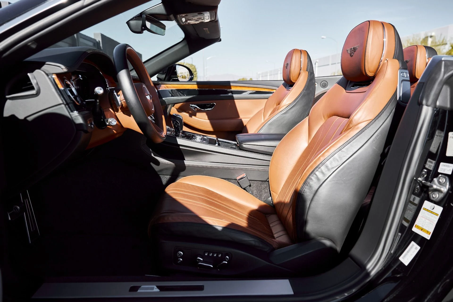 mph014_1204949535_Used_2021_Bentley_Continental_GT_V8_1768086754_3125f9e72f