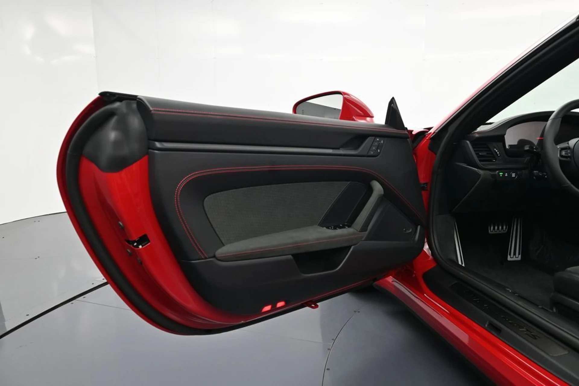 mph014_1205653627_546e31f412de44e69e49e370680dfe77x_32d6e96505