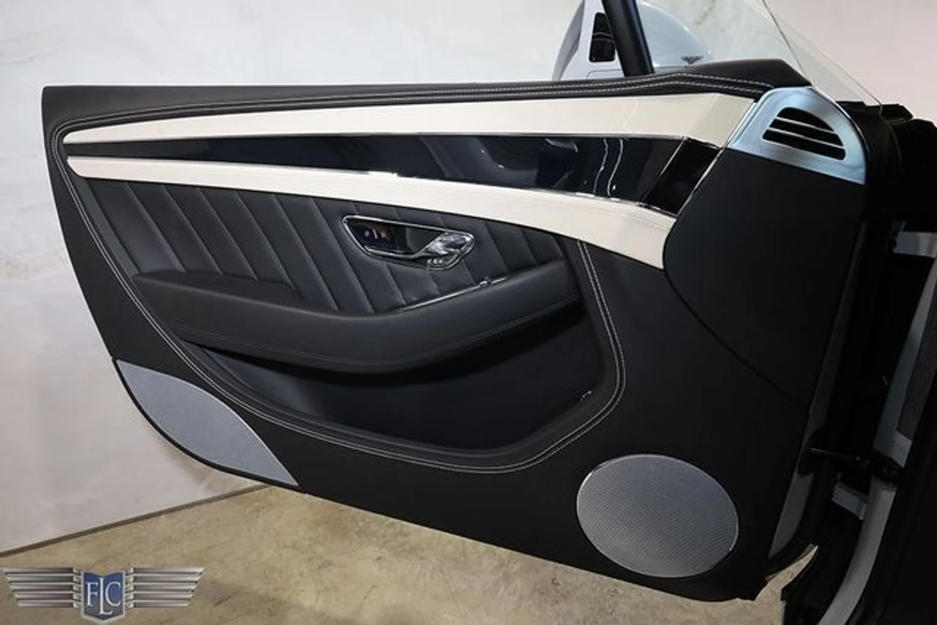 mph014_1207739438_used_2024_bentley_continental_gtcv8edition8_9689_23082486_19_640_3f1baa26b4