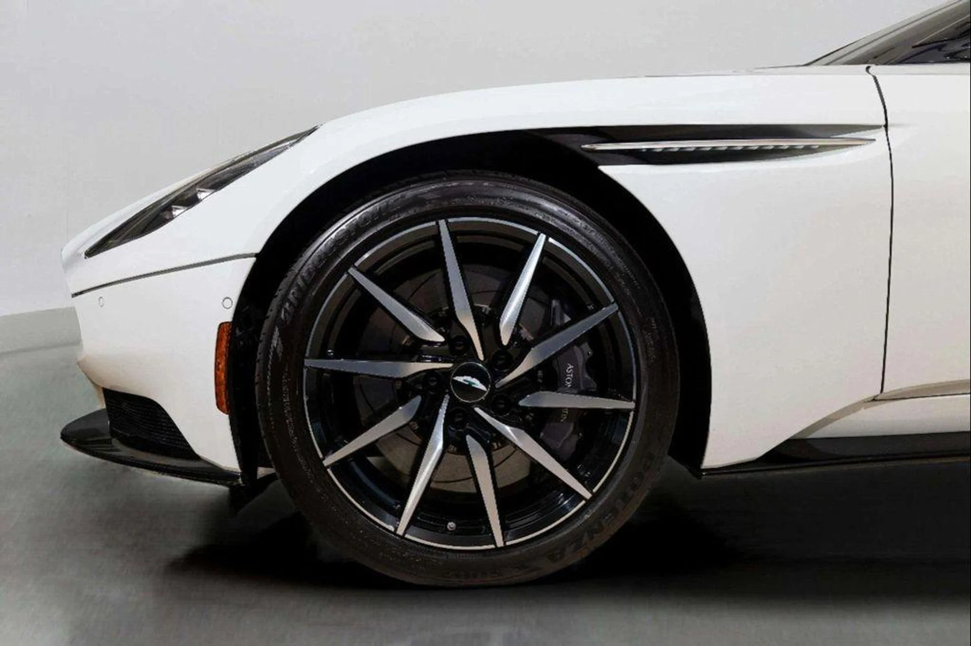 mph014_1211055515_Jln_G9_Ak_Ag6n_M_Vm0xq_AI_3njoqs_cdf3c6986f