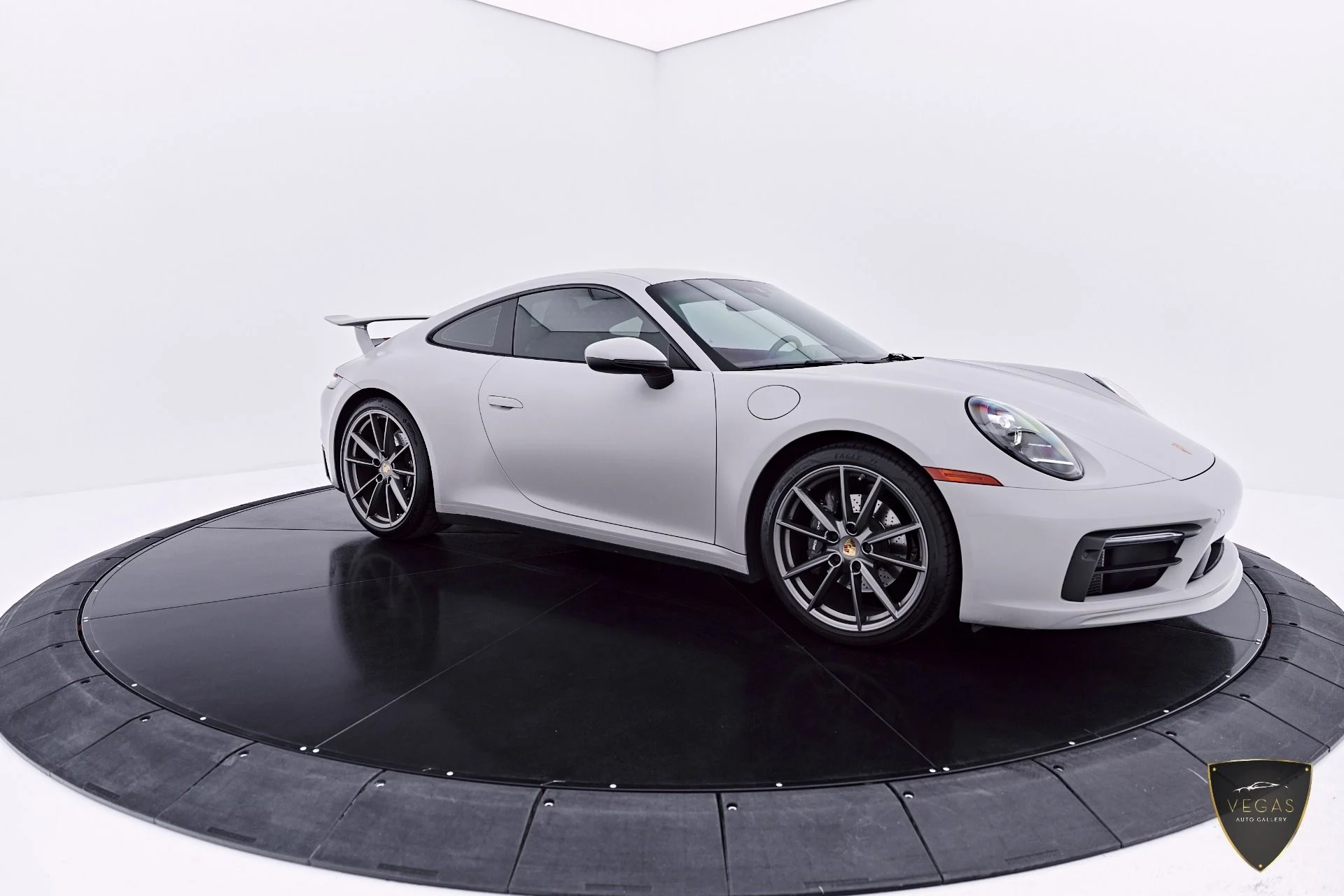 mph014_1213618192_Used_2023_Porsche_911_Carrera_1783042988_dace61f4c2