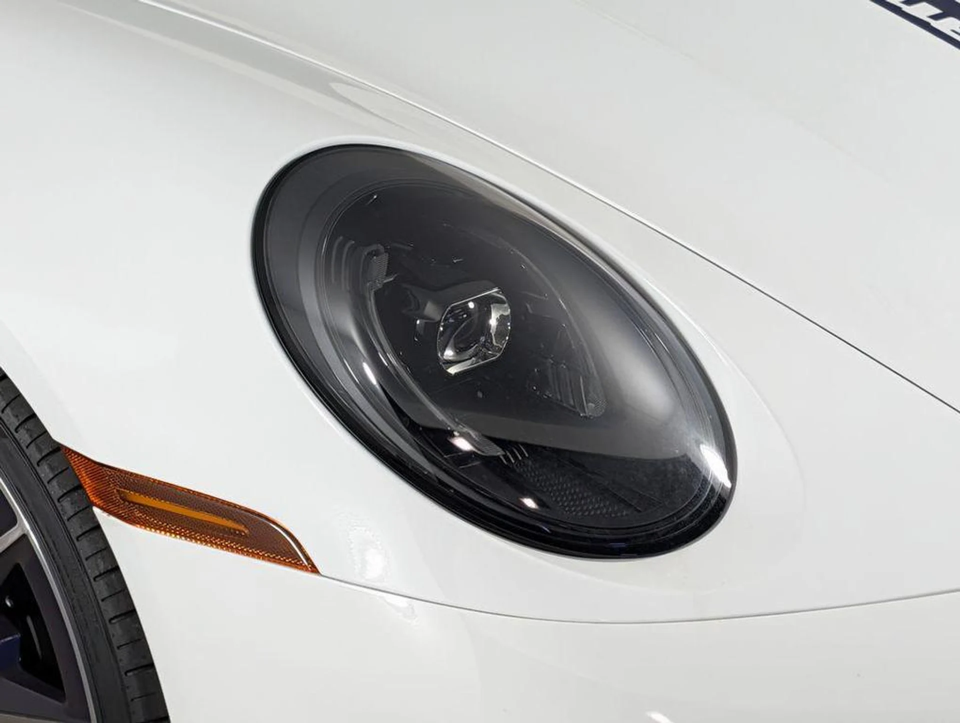 mph014_1221224965_59q33_Uy_C1_I0cwh_S_gl6af_We_Rh_JM_e2d18fcb77