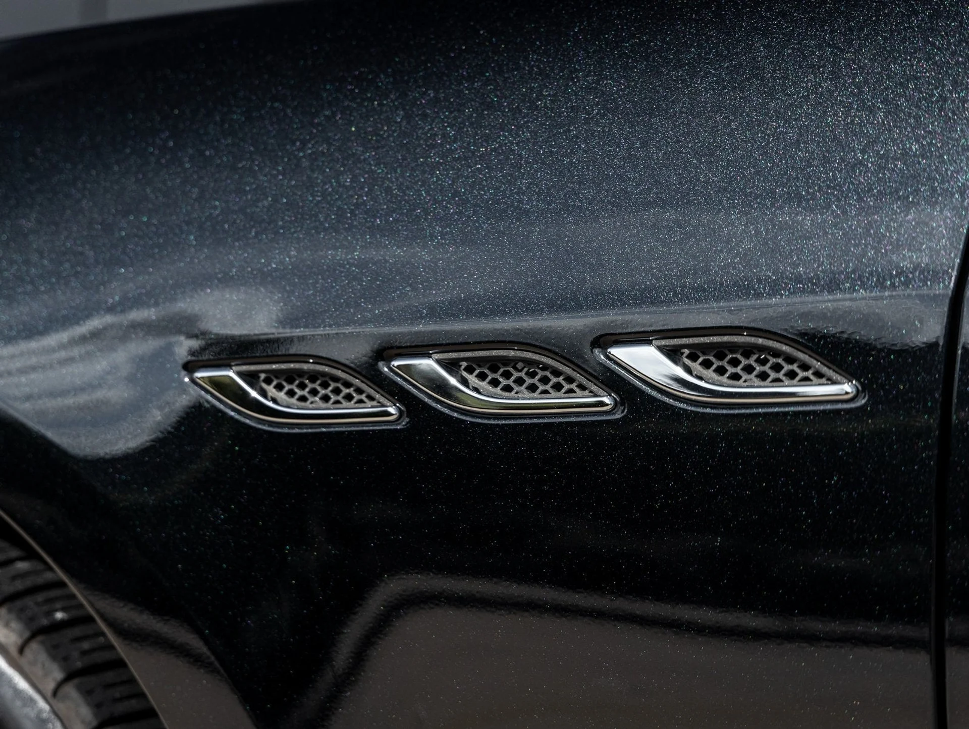 mph014_1221924569_15_0a45b74d92