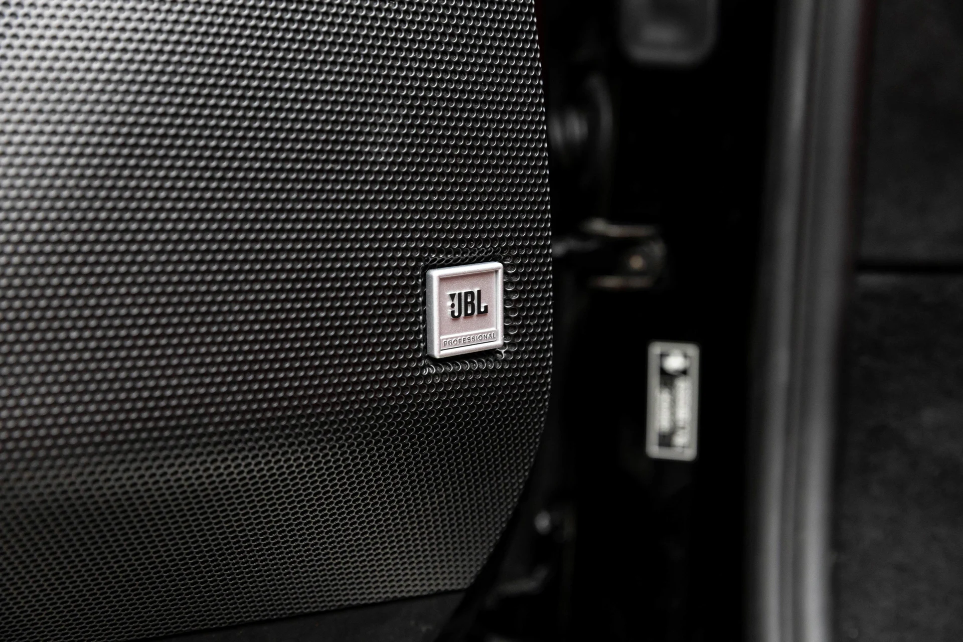 mph014_1230566827_34f5ef49d90a4d4584a389e7feaf8eee_2e5d9fecd2