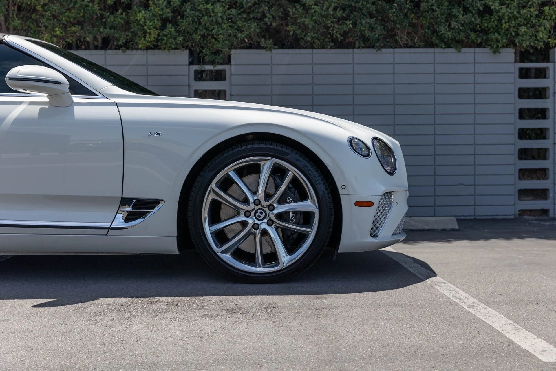 mph014_1232619921_Used_2021_Bentley_Continental_GTC_V8_1747957228_df6994d30d