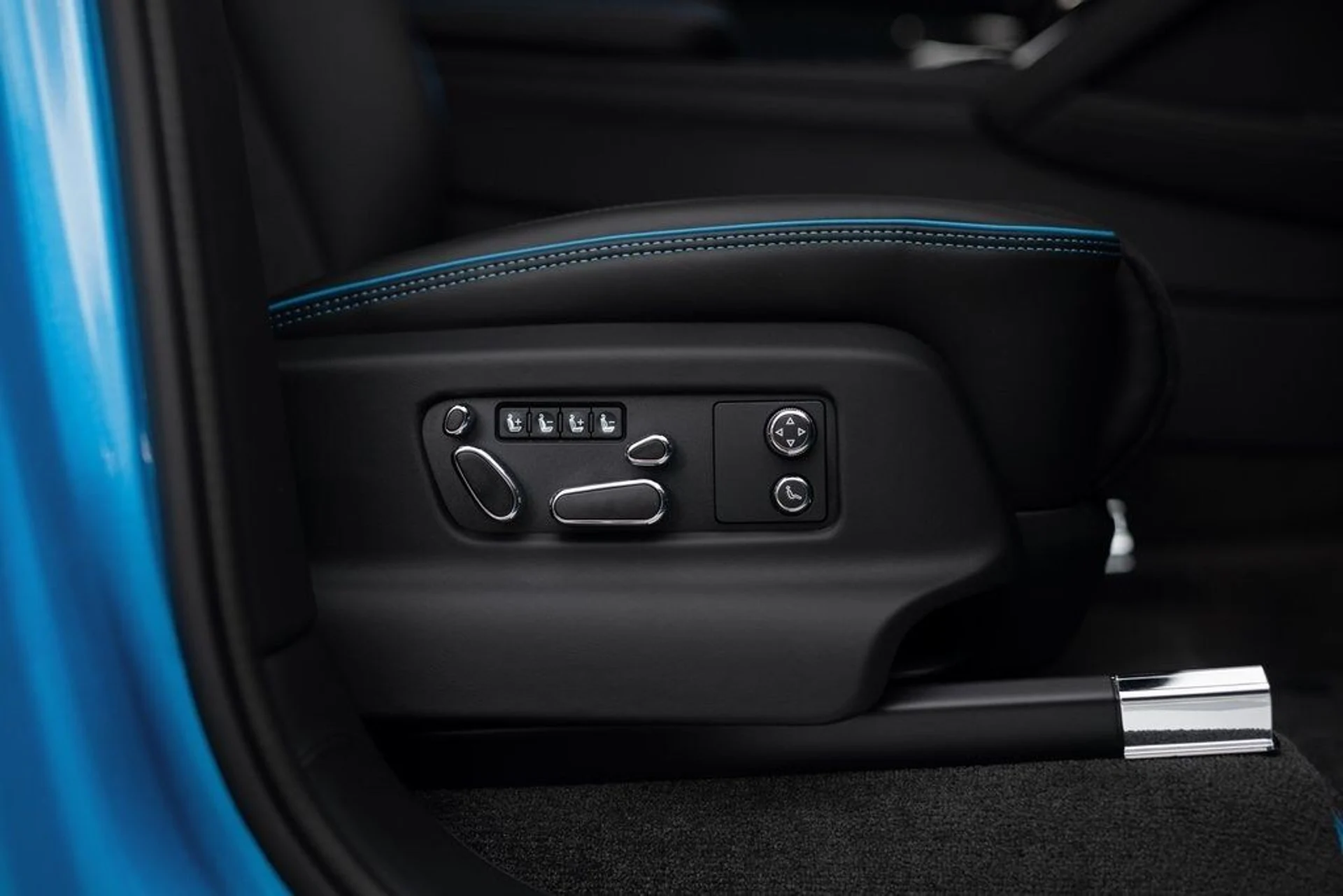 mph014_1235167219_e328eea2aeae19a84bfff06fddaab28dx_c088055b5b