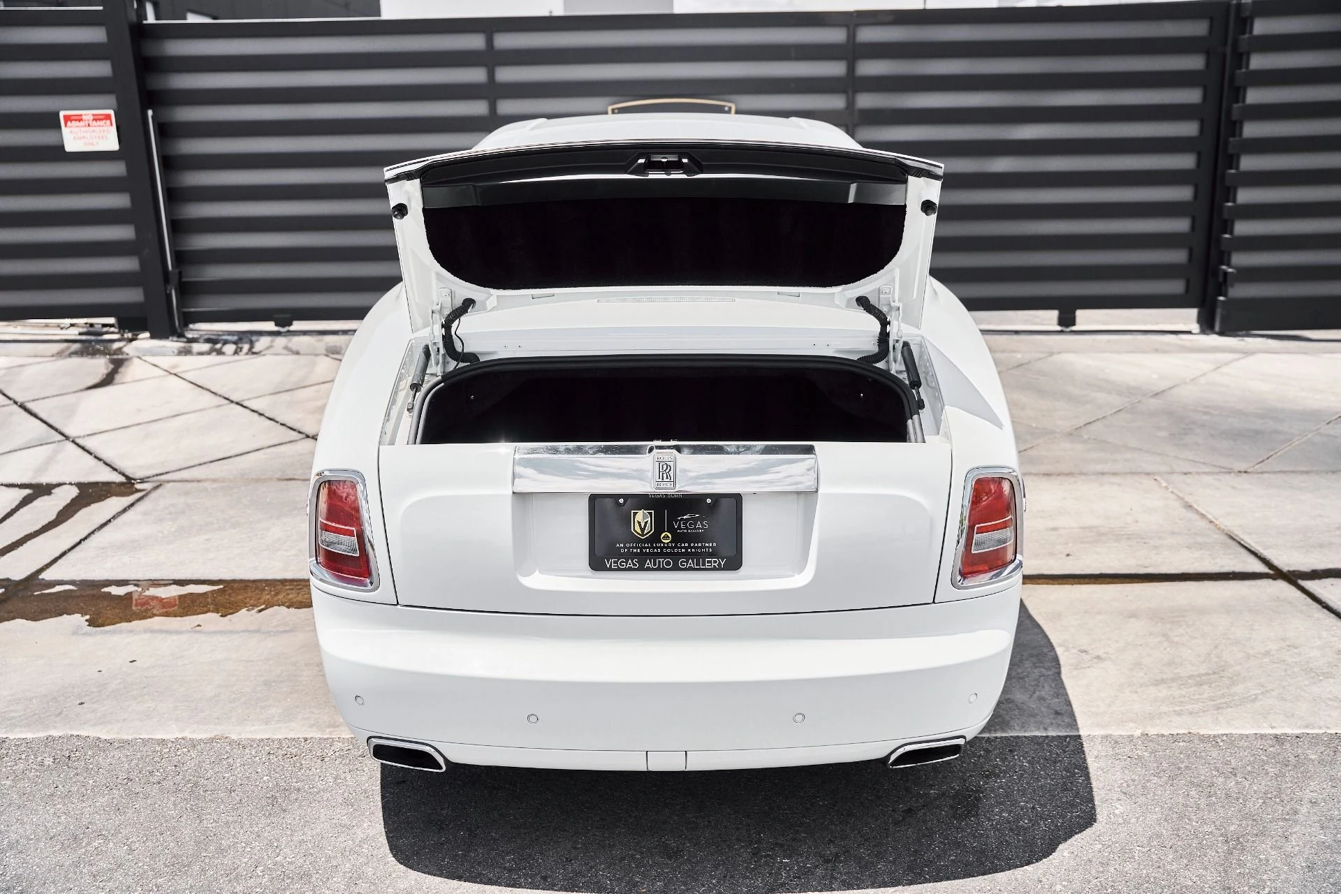 mph014_125831603_Used_2009_Rolls_Royce_Phantom_Coupe_Base_1780102038_51ca3fa1c1