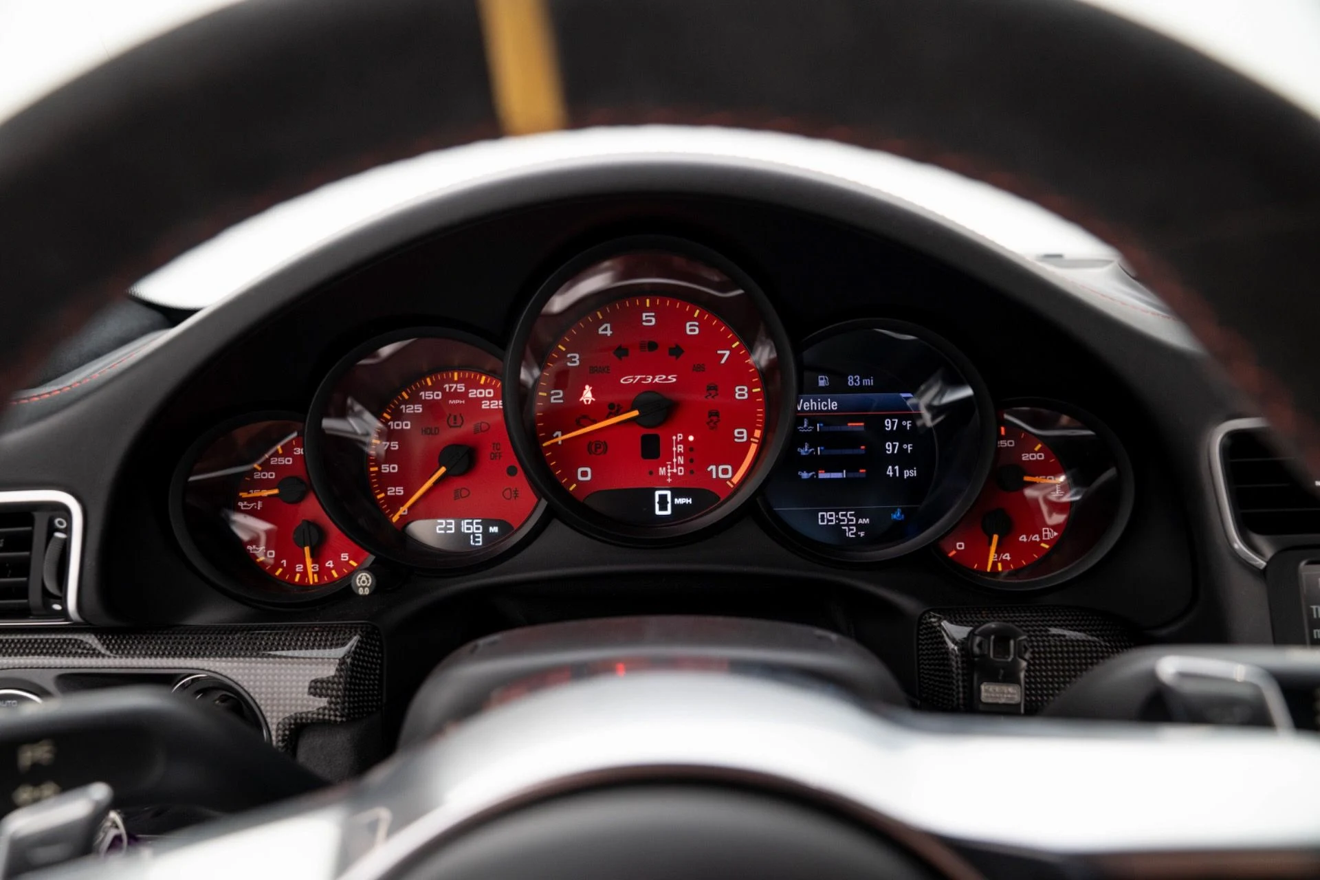 mph014_1261426464_Used_2016_Porsche_911_GT_3_RS_1779139297_019f43a1df