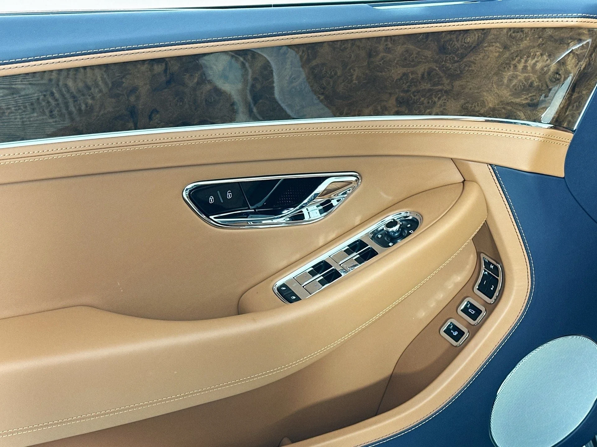 mph014_1262273731_15_cc412d9f00