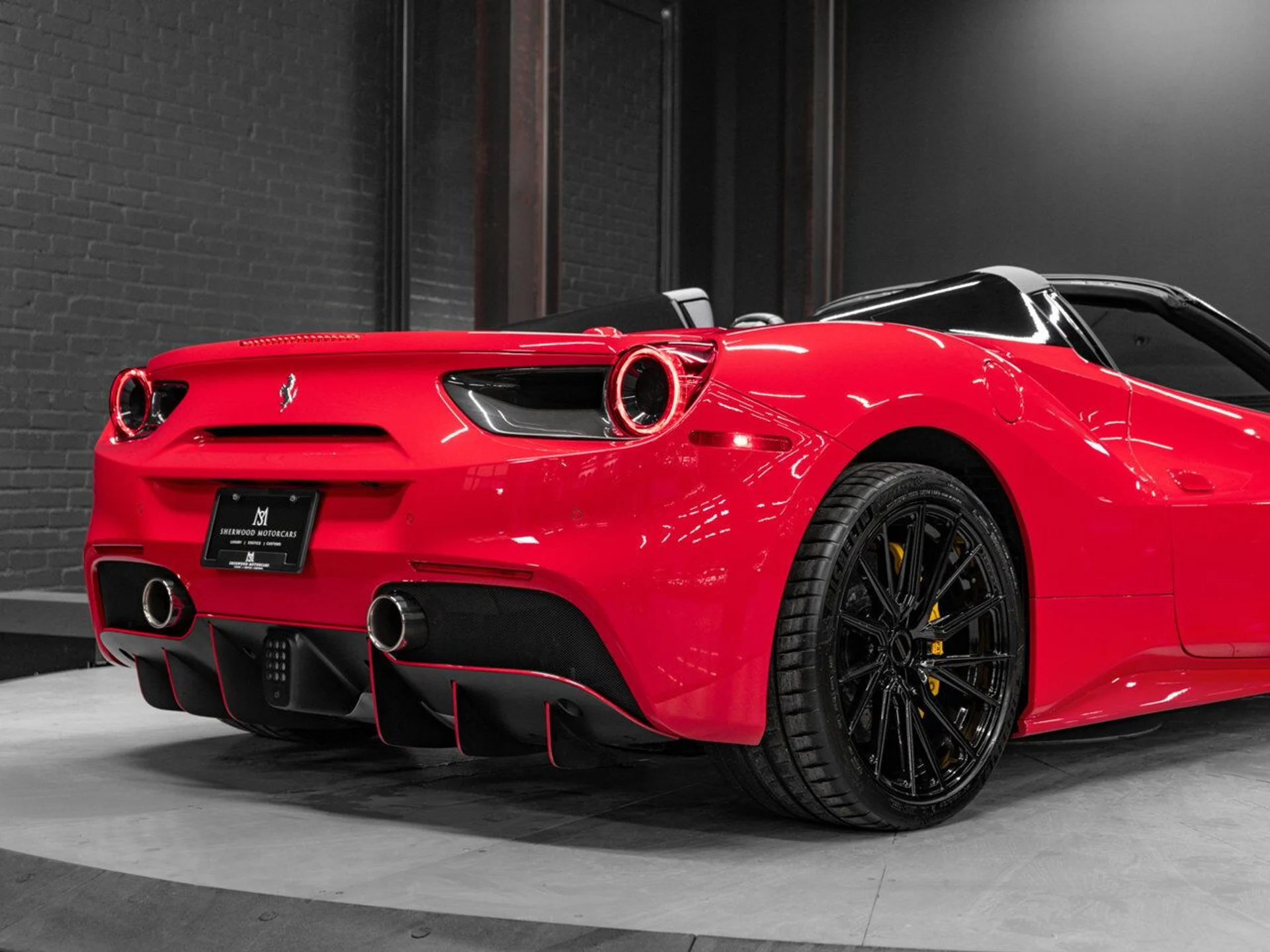 mph014_1269489657_ferrari_488_spider_2018_9bd000b9bf