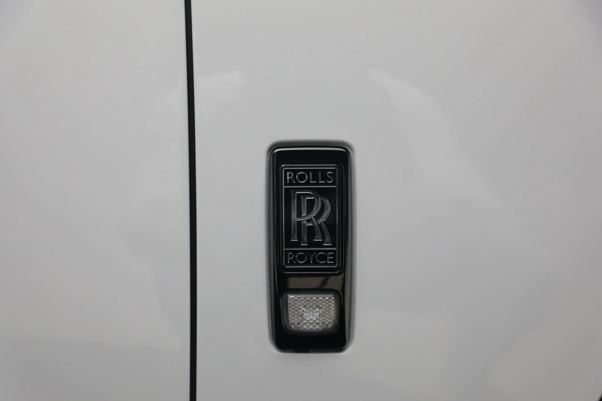 mph014_1270171491_Used_2020_Rolls_Royce_Cullinan_Black_Badge_9568135774