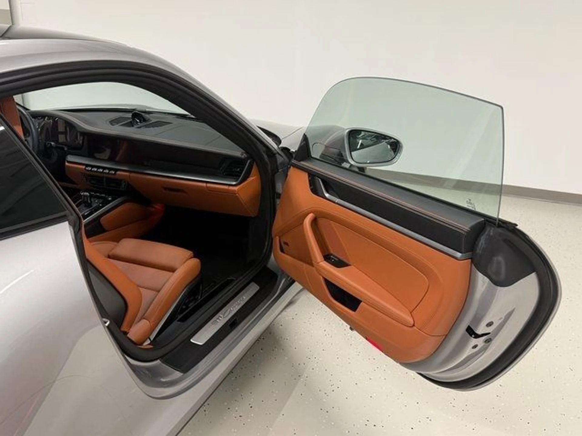 mph014_1283830603_cd66f41277839738c8ddf859a56138c7_5163dc389a