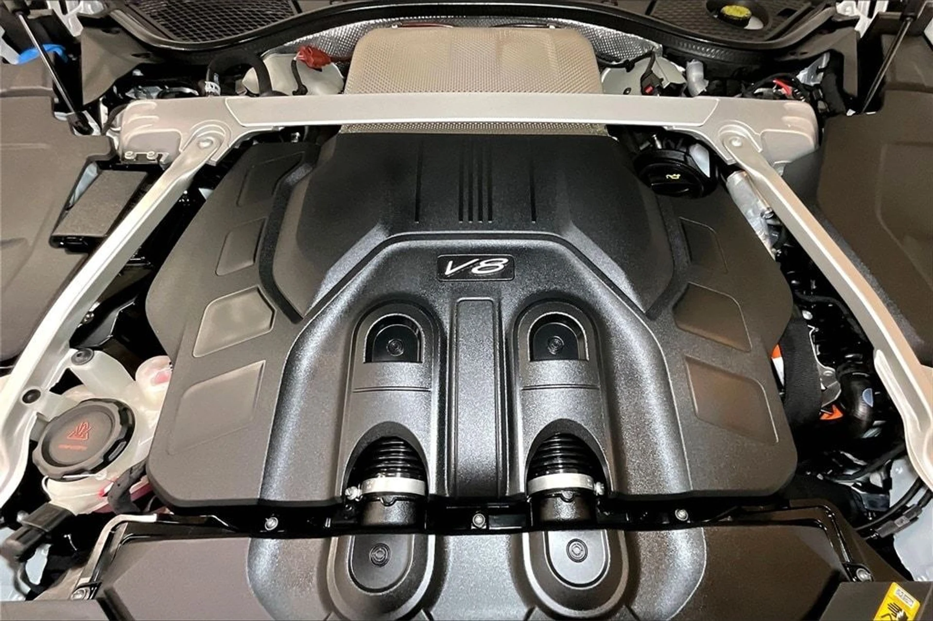 mph014_1297028352_4939249662f3e167510e61ab0d37b832x_43aae0d648