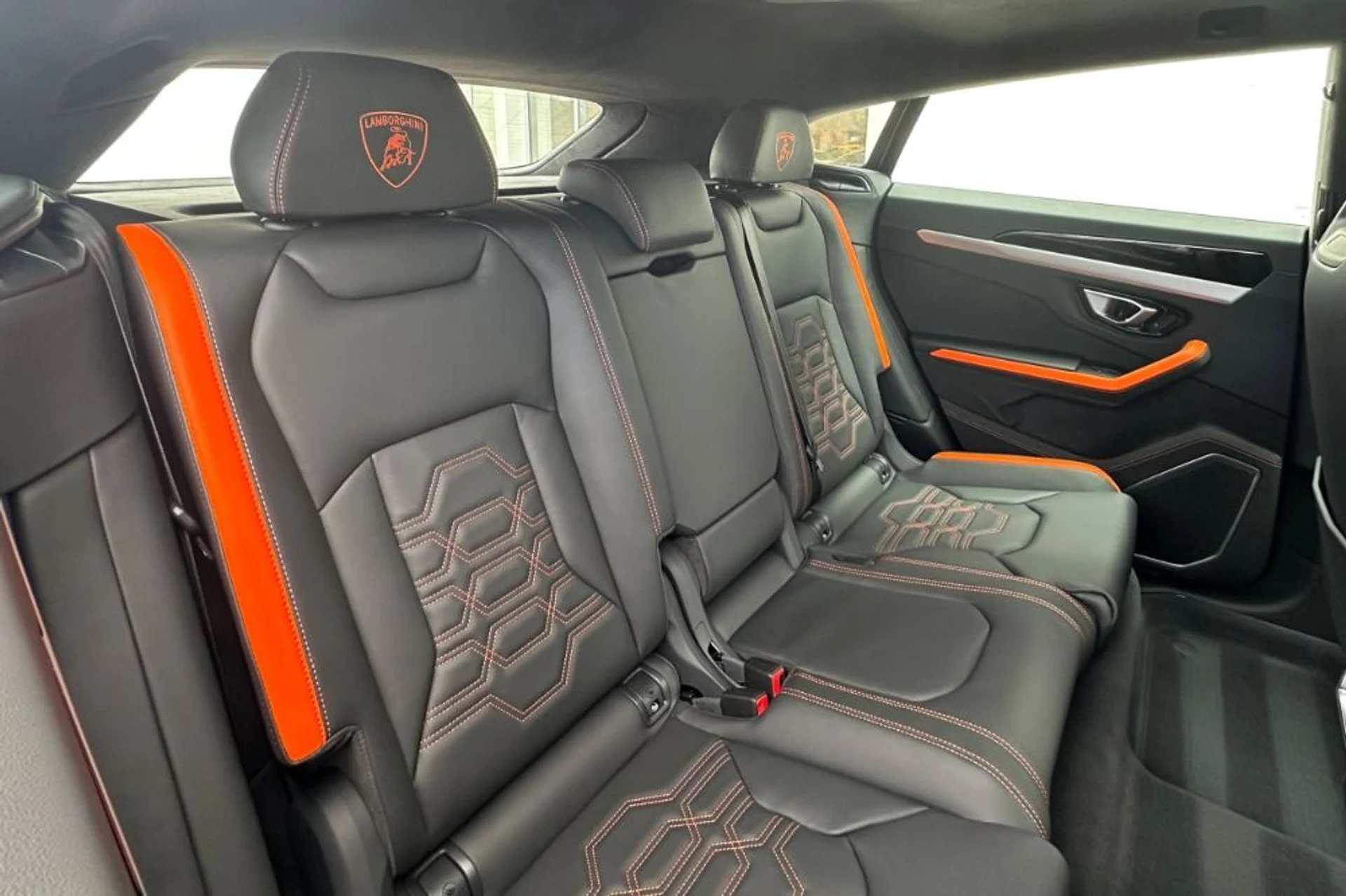 mph014_1303695080_New_2026_Lamborghini_Urus_SE_1776108609_ec636f6858